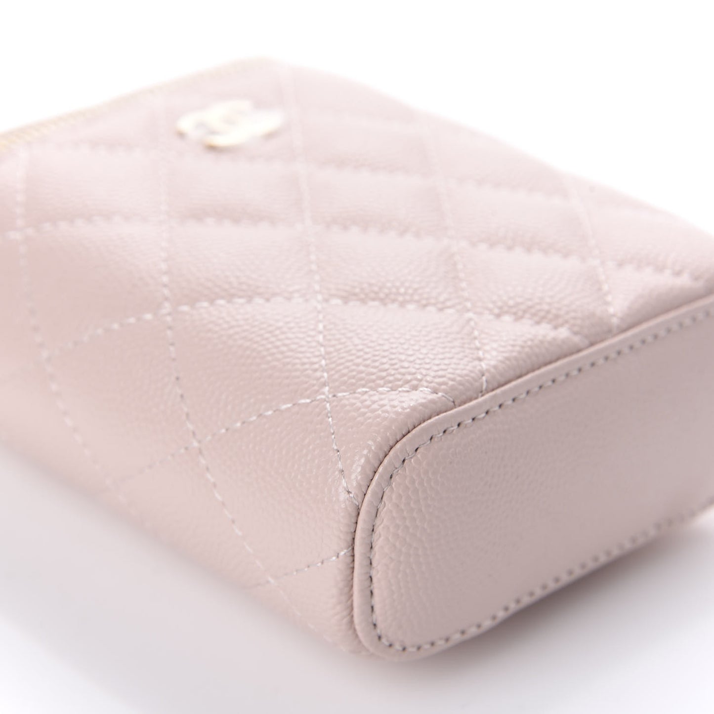 Caviar Quilted Small Vertical Coco Beauty Vanity Case With Chain Light Pink
