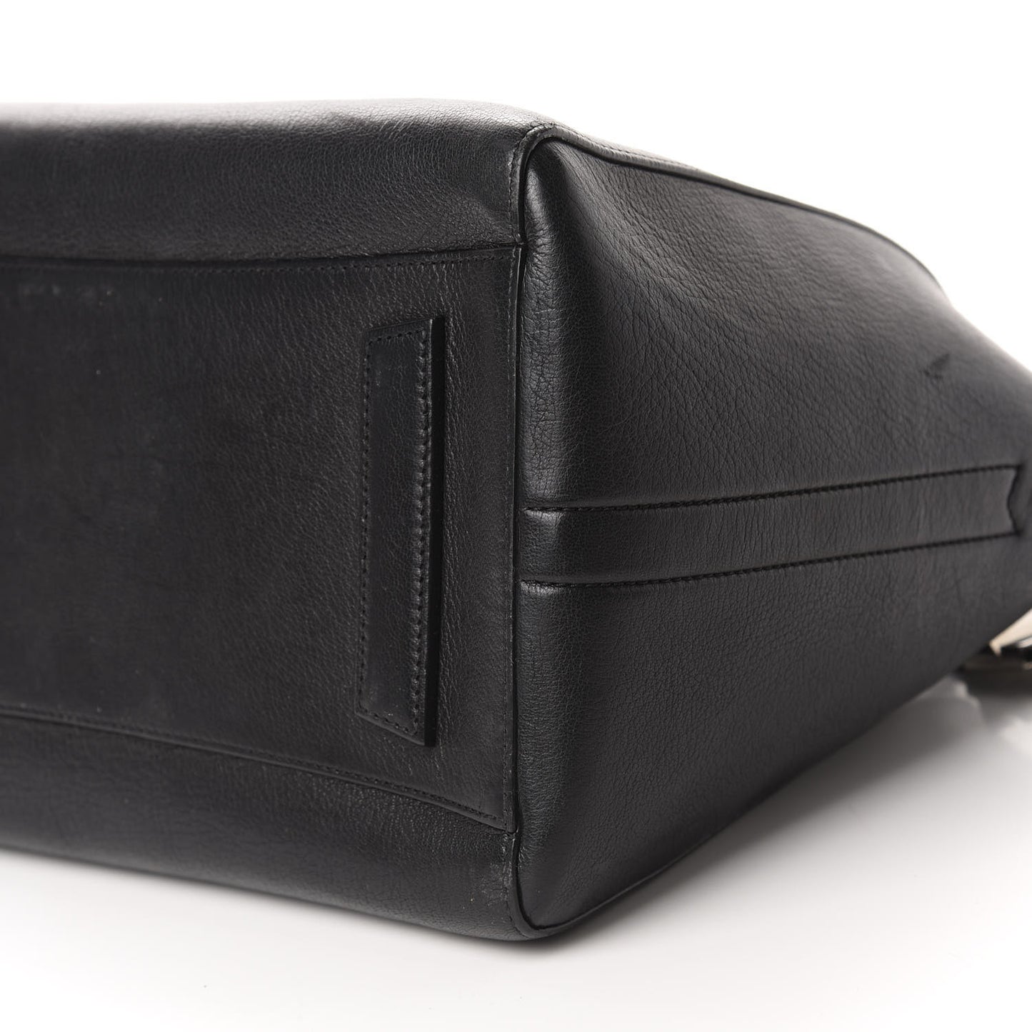 Sugar Goatskin Medium Antigona Black