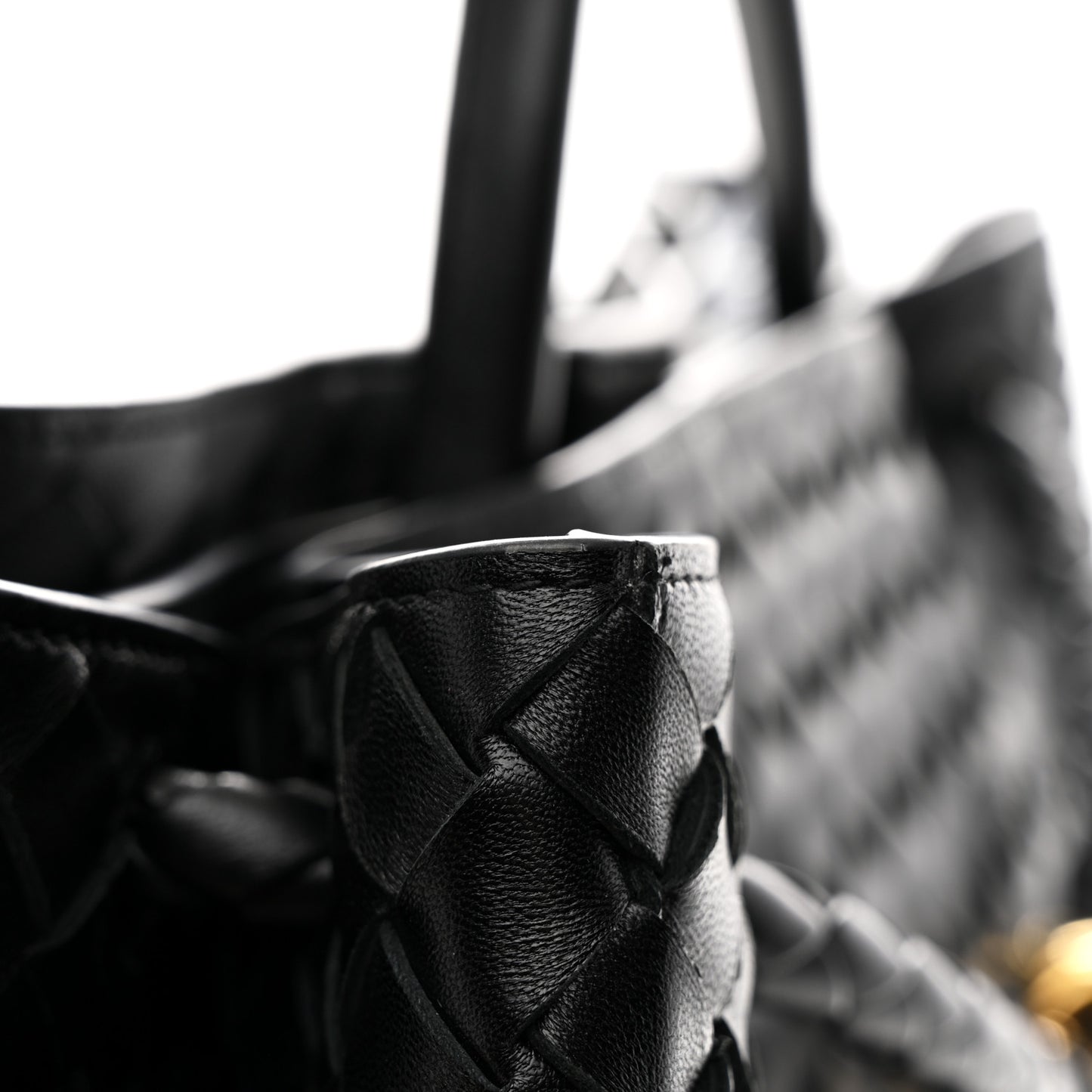 Nappa Intrecciato Large Andiamo Shoulder Bag Black