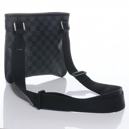 Louis Vuitton Damier Graphite Thomas 3 of 8
