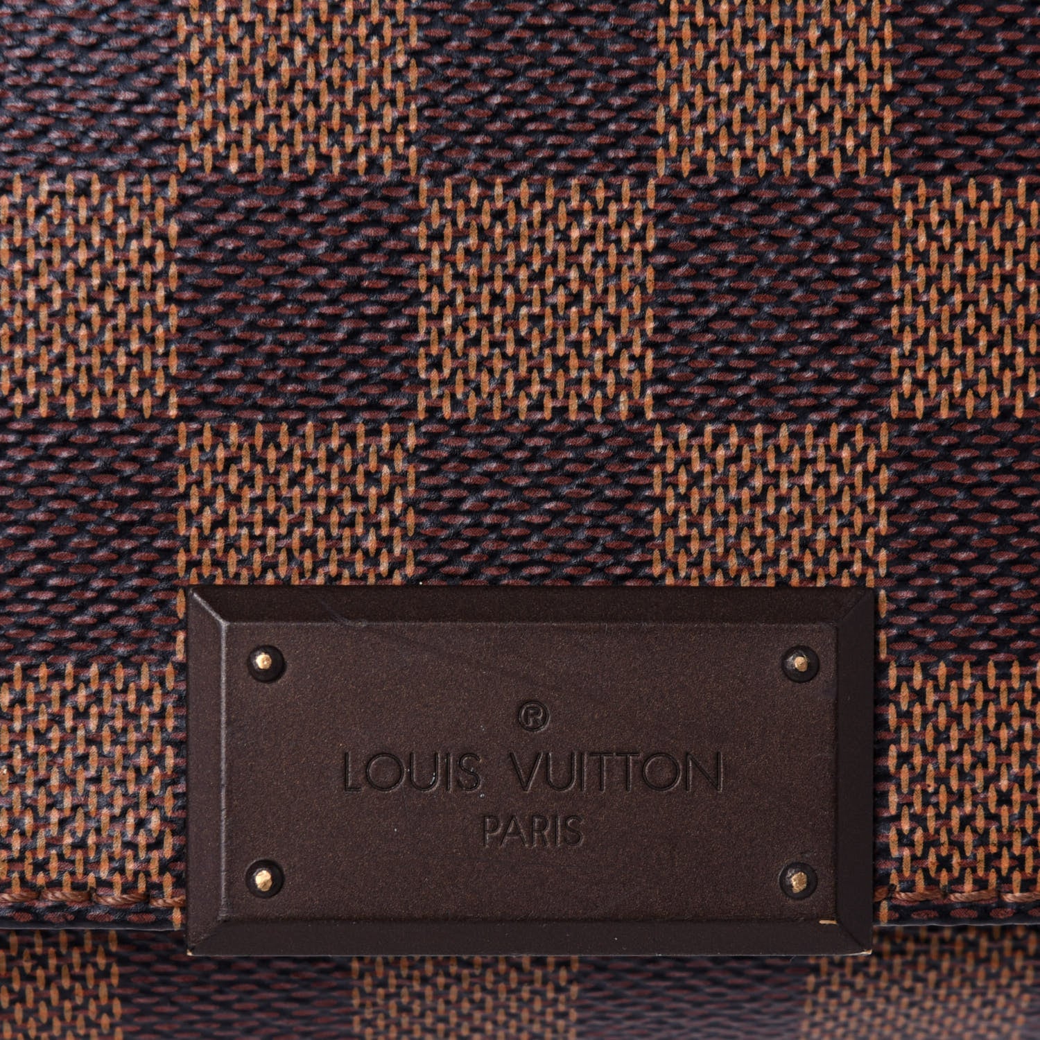 Louis Vuitton Damier Ebene District PM 10 of 10