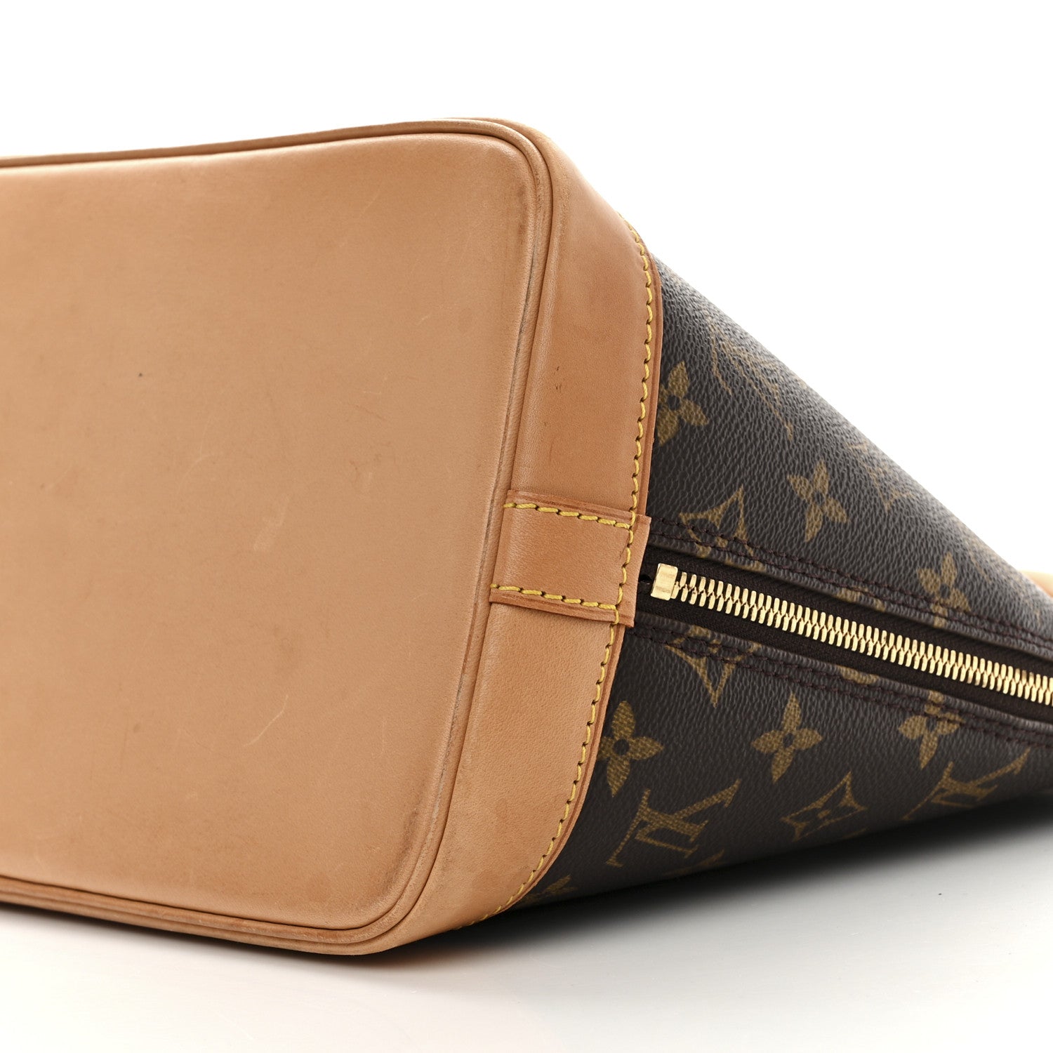 Louis Vuitton Monogram Alma PM 11 of 13