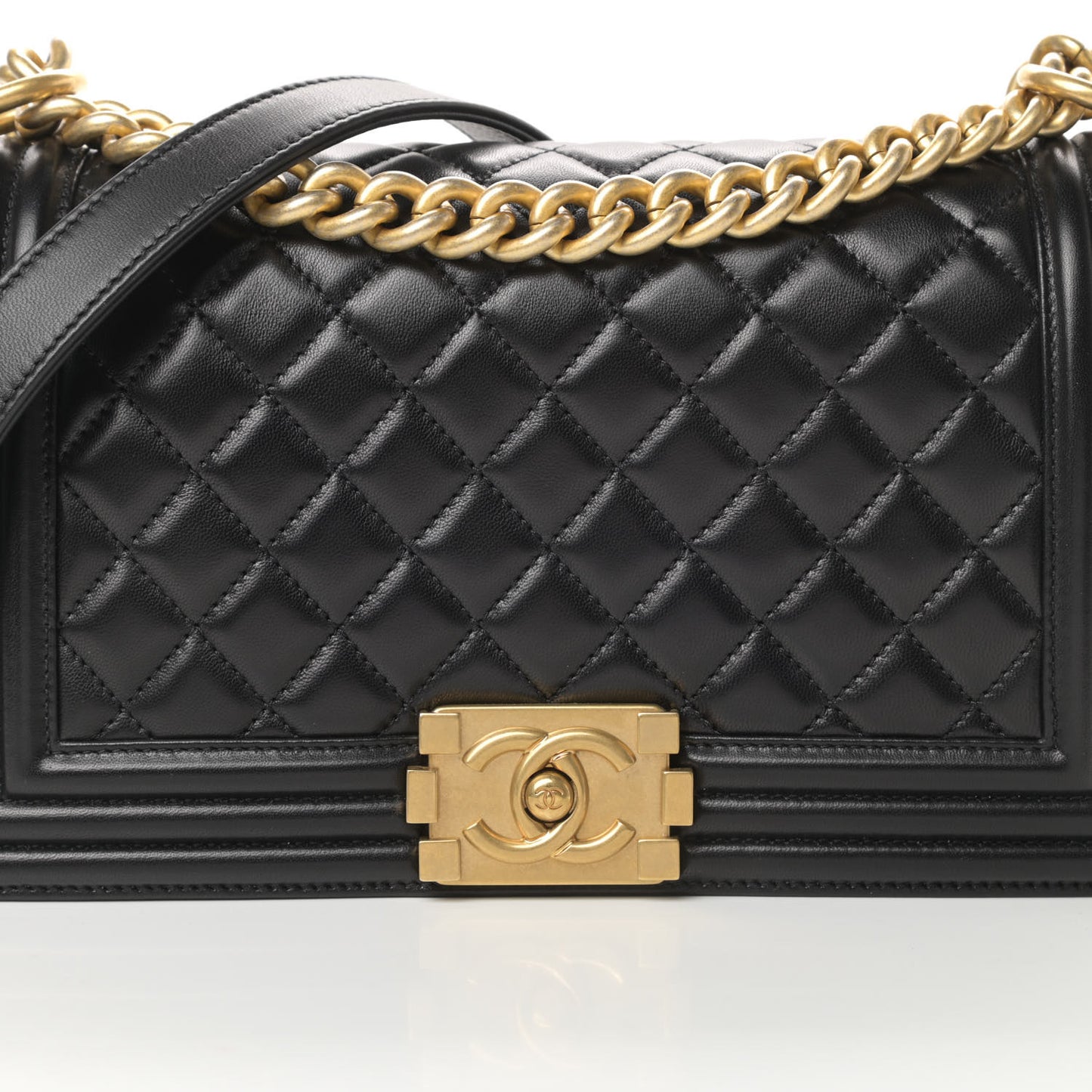 Lambskin Quilted Medium Boy Flap Black