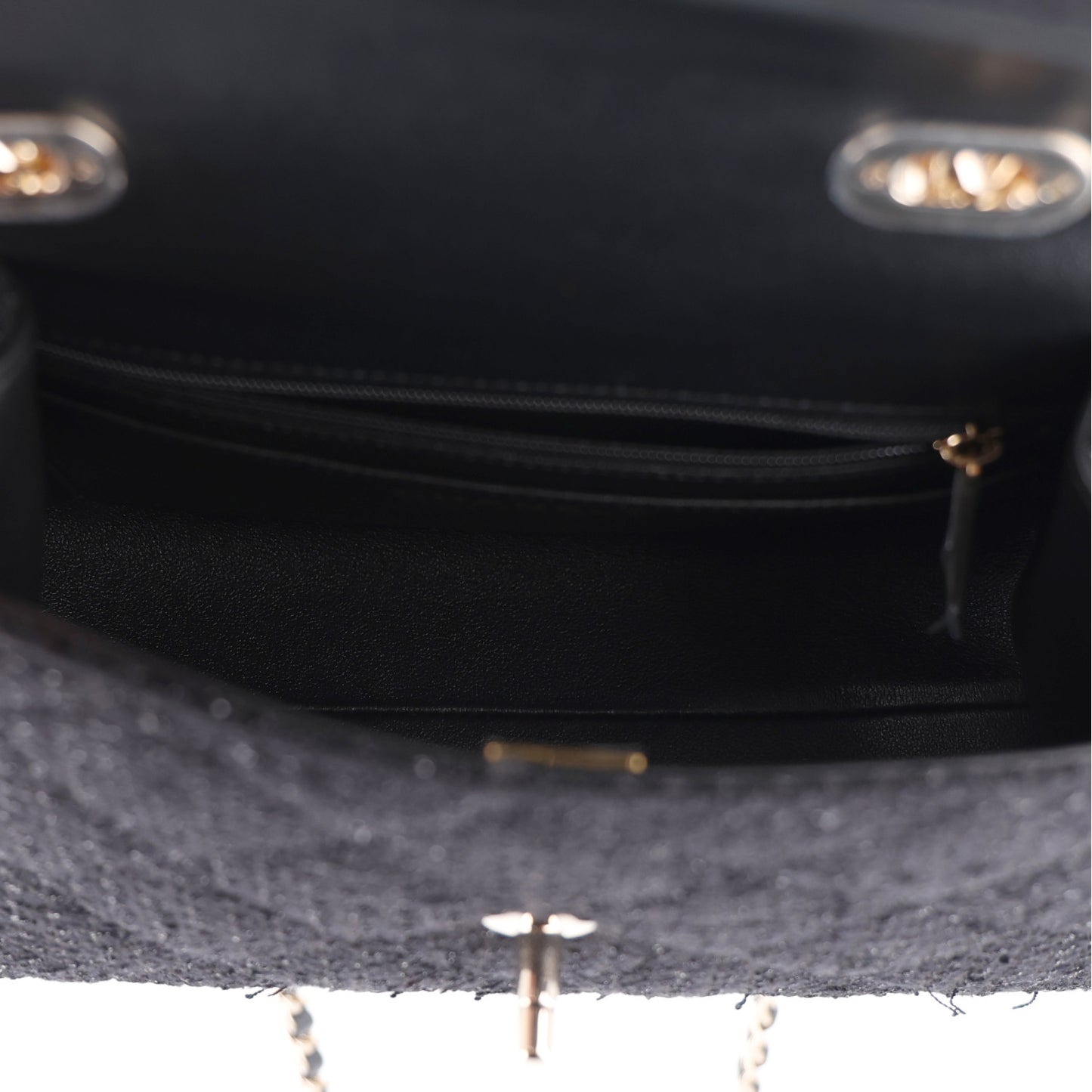 Tweed Quilted Medium Retro Twist Top Handle Flap  Black