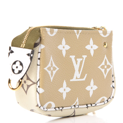 Louis Vuitton Monogram Giant Micro Pochette Accessories Kaki White 3 of 8