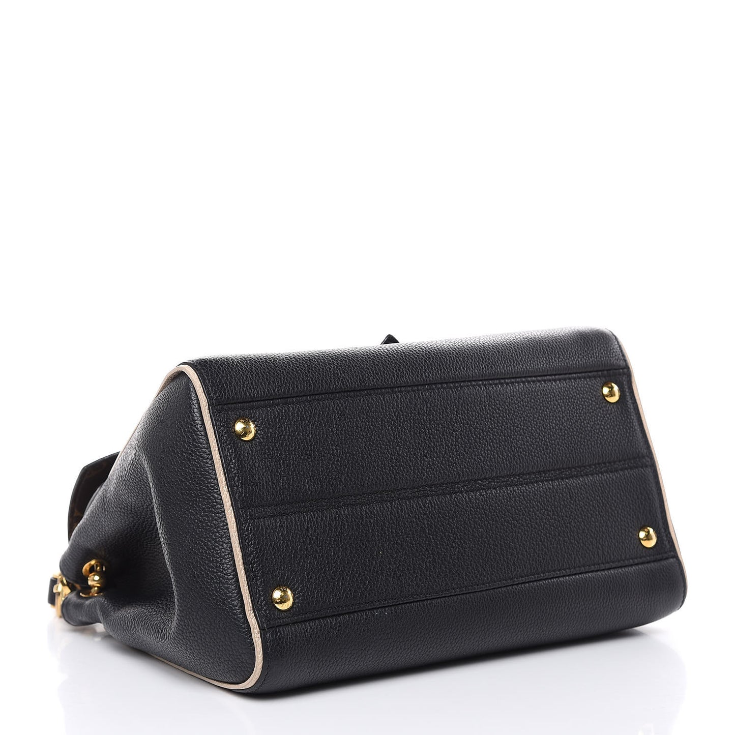 Monogram Double V Black