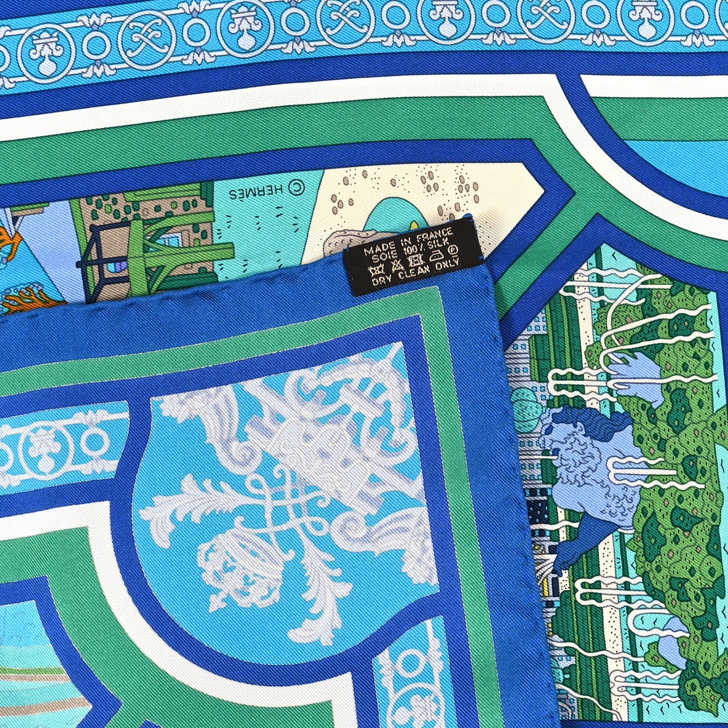 Silk Flanerie A Versailles Scarf 90 Bleu Roy Vert Jaune
