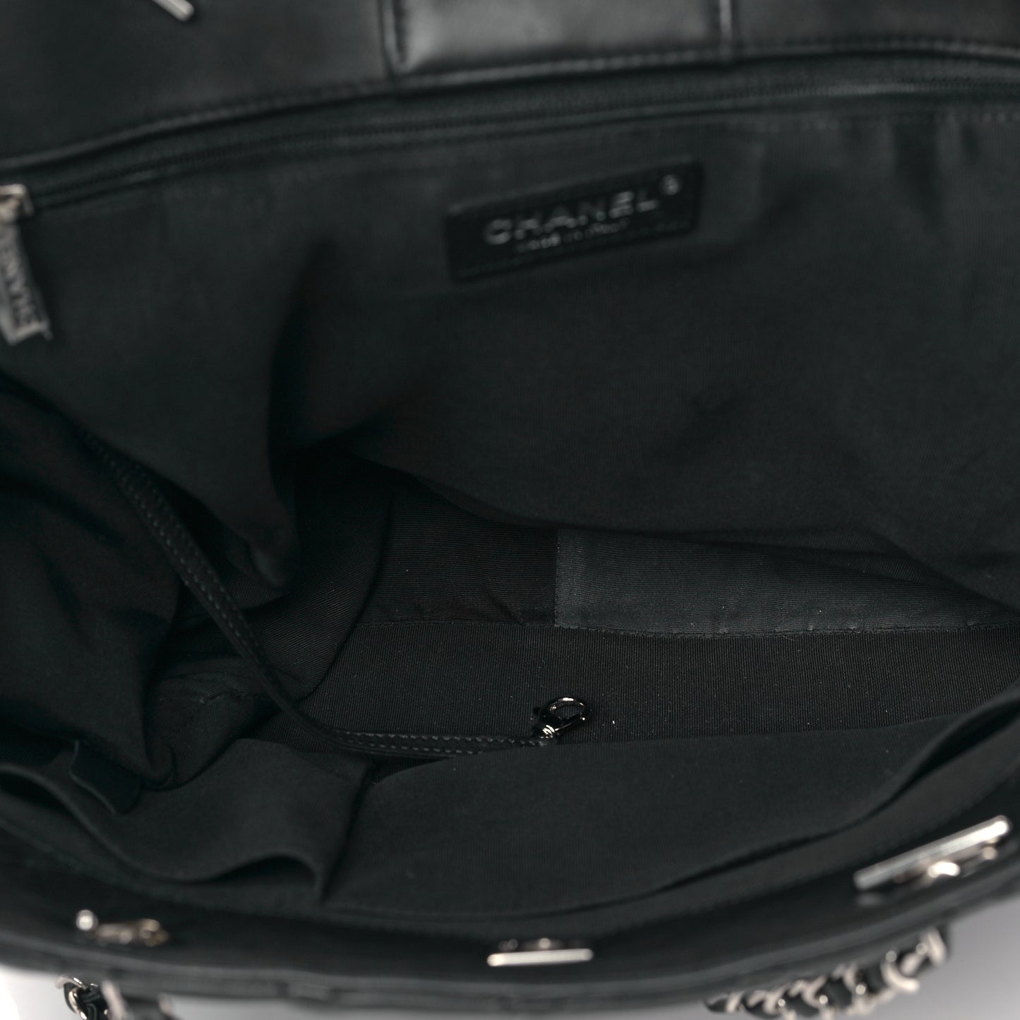 Calfskin Quilted Large Classic Shopping Tote Black