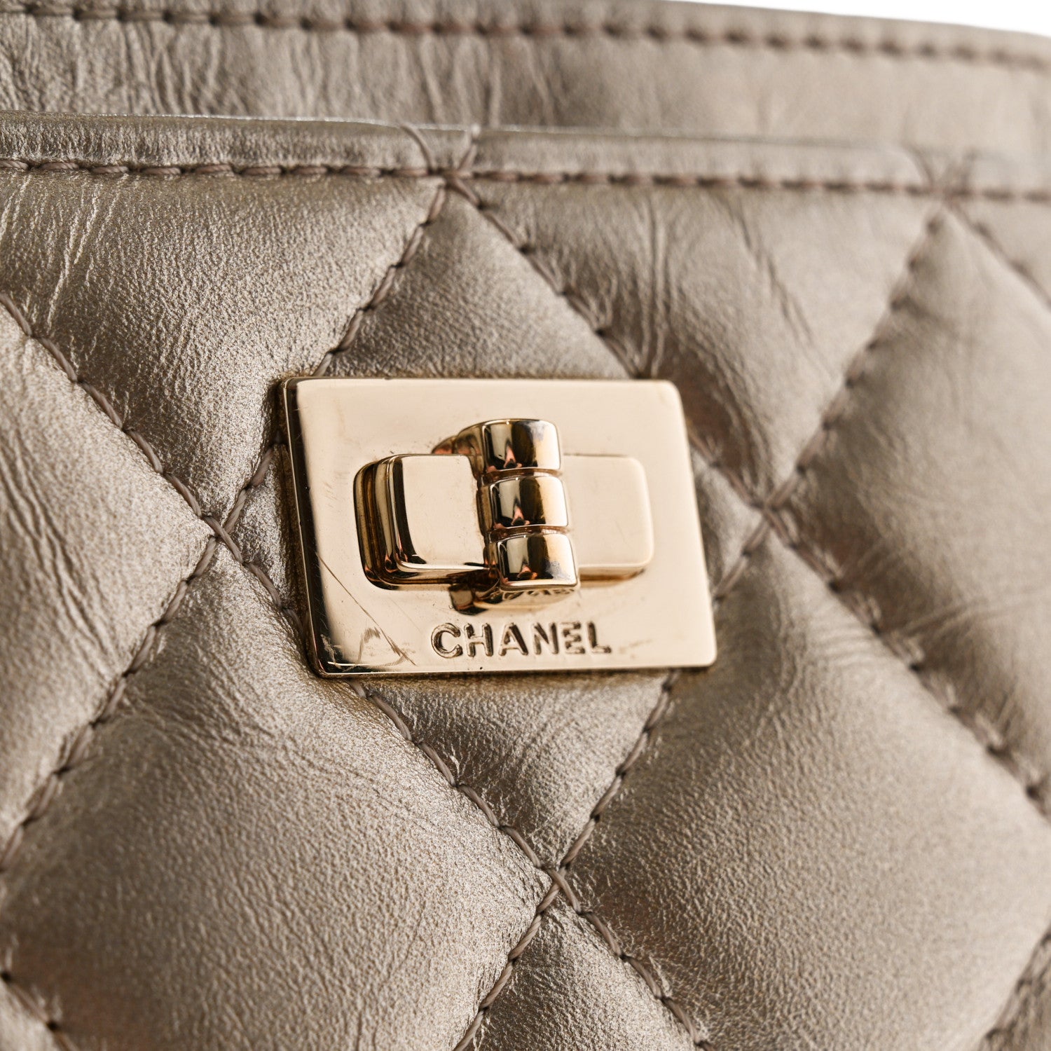 Chanel Metallic Aged Calfskin Quilted Reissue Card Holder Gold 5 of 14