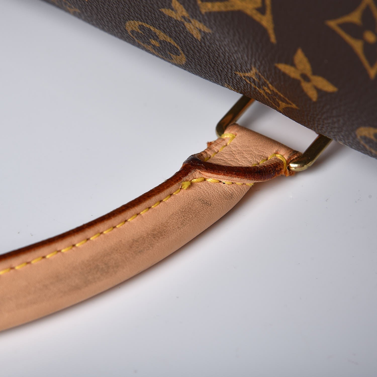 Louis Vuitton Monogram Sirius 70 25 of 25