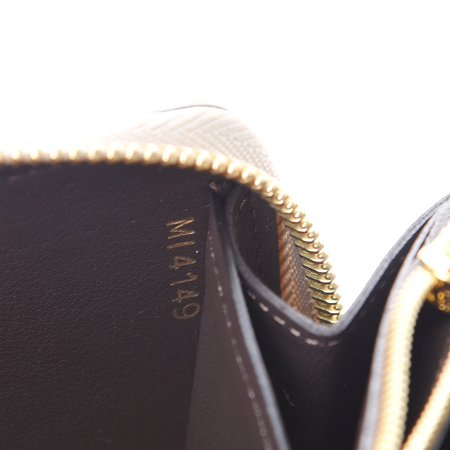 Taurillon Comete Wallet Galet