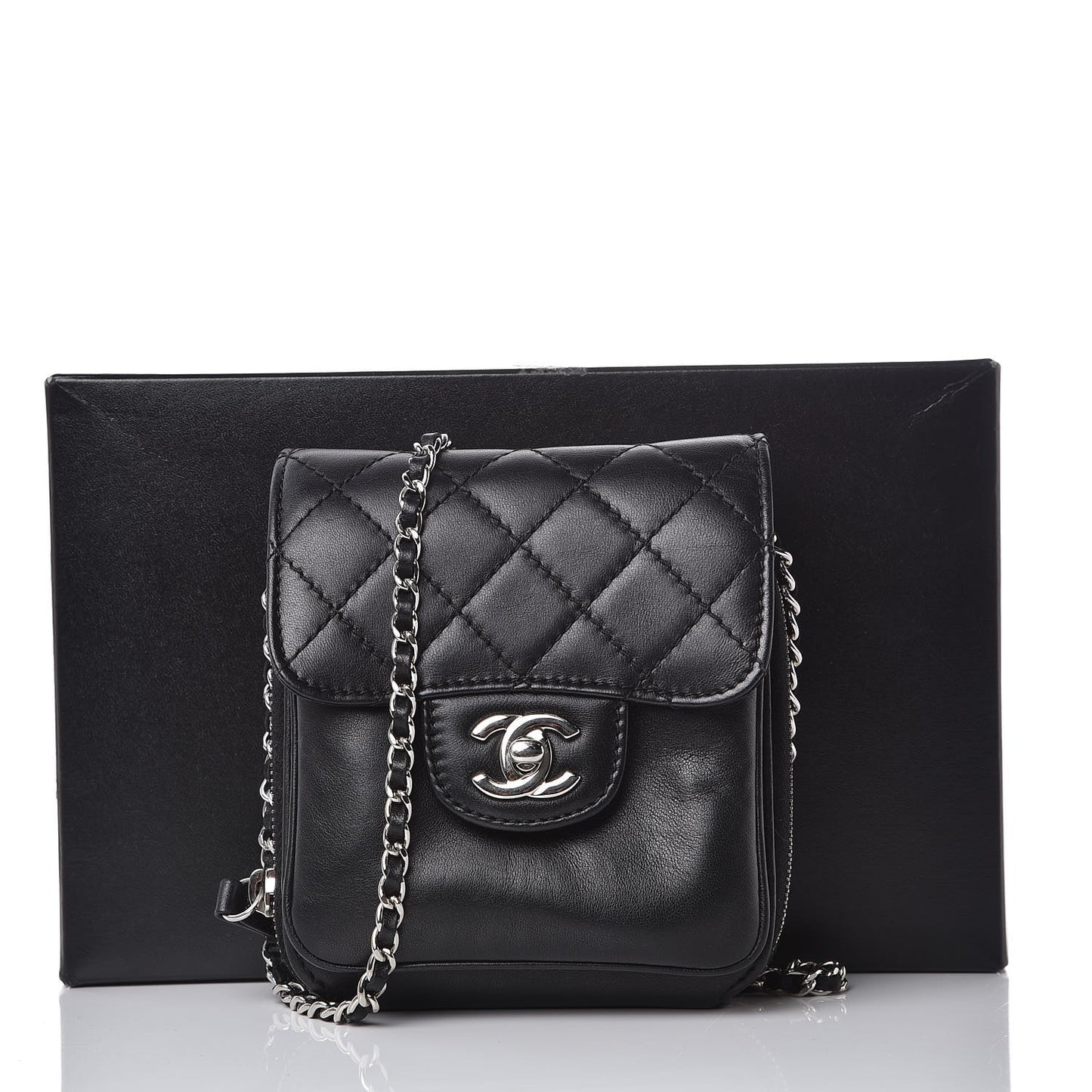 Lambskin Quilted Wallet On Chain Black