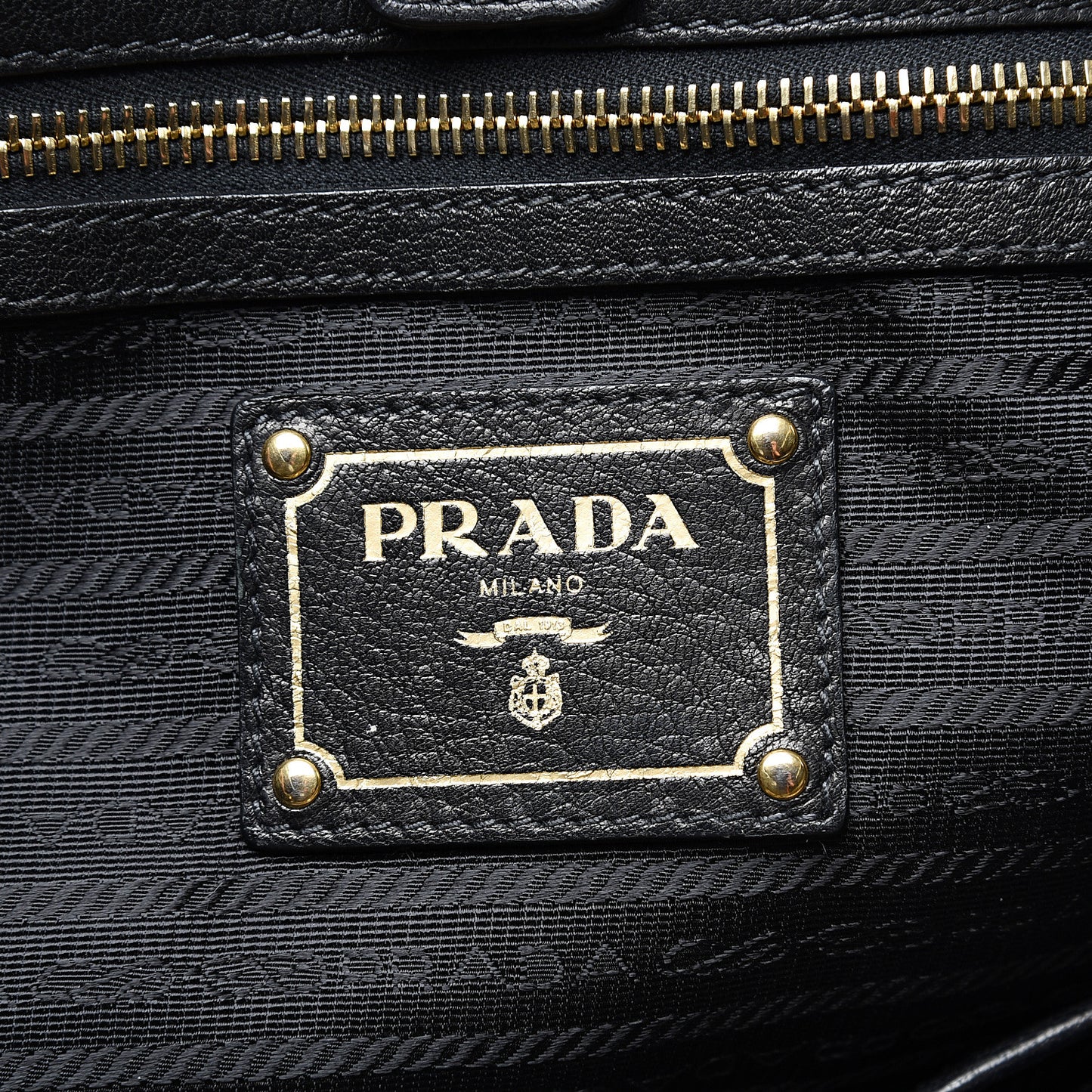 Vitello Daino Tote Black