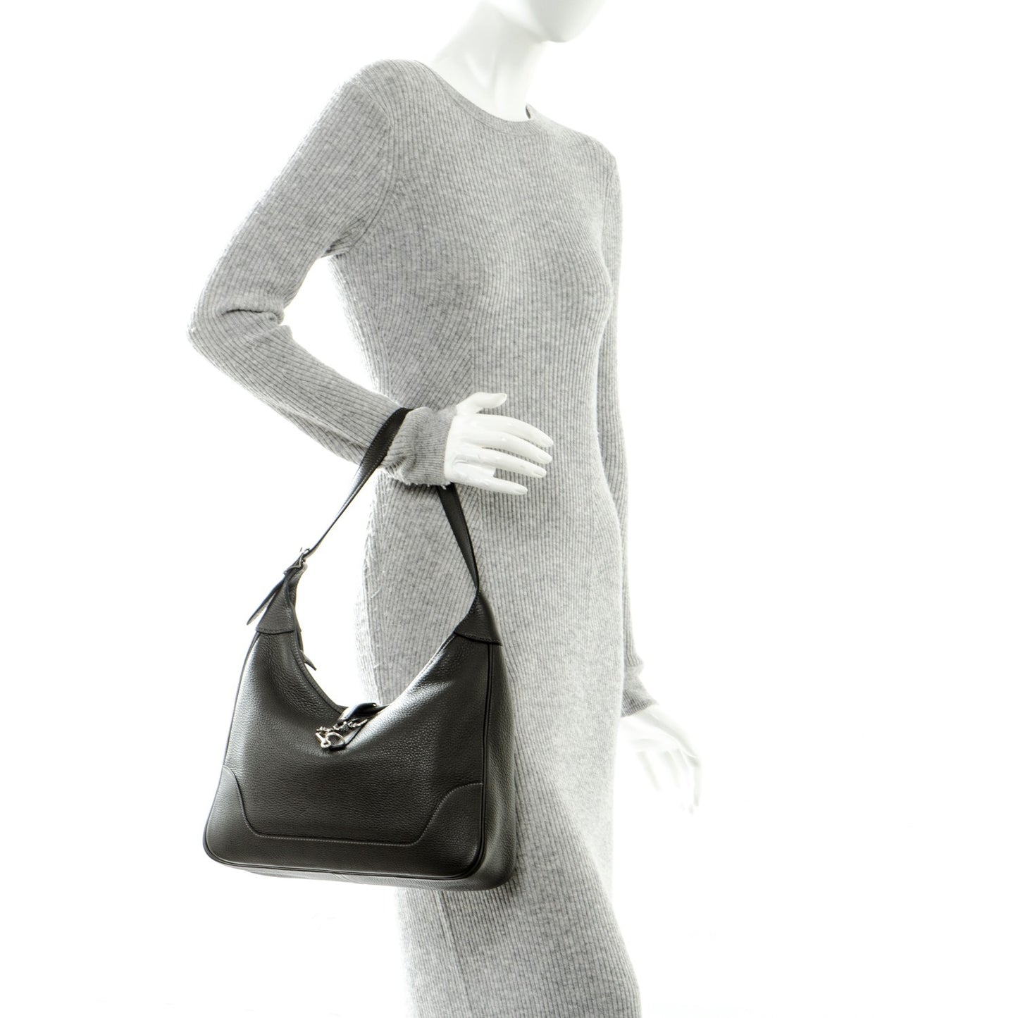 Taurillon Clemence Trim II 35 Shoulder Bag Graphite