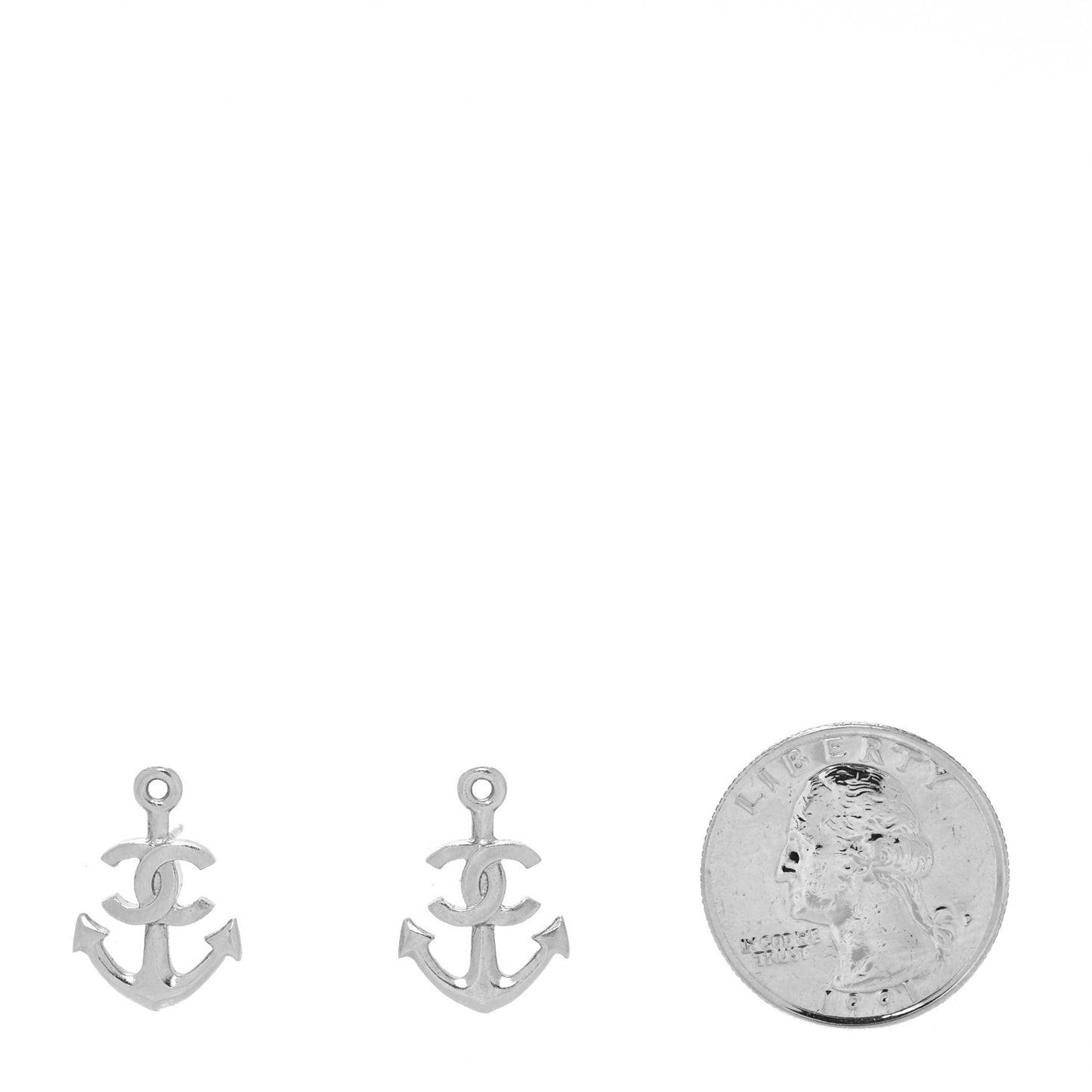 Metal Anchor CC Earrings Silver