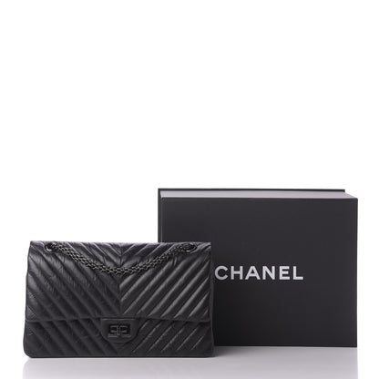 Chanel Aged Calfskin Chevron Quilted 2.55 Reissue 226 So Black 10 of 10