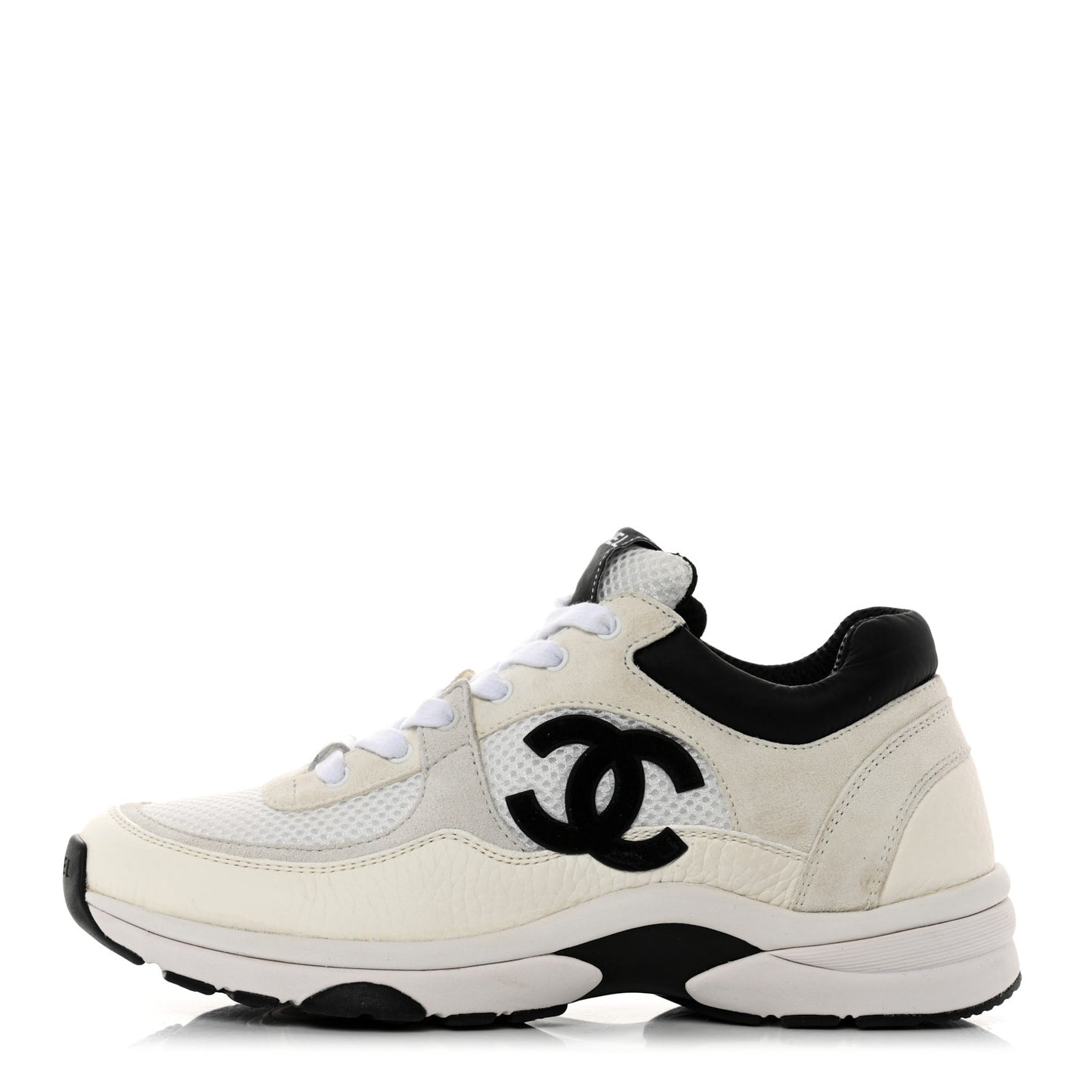 Mesh Suede Calfskin Grained Calfskin Womens CC Sneakers 38 White Black