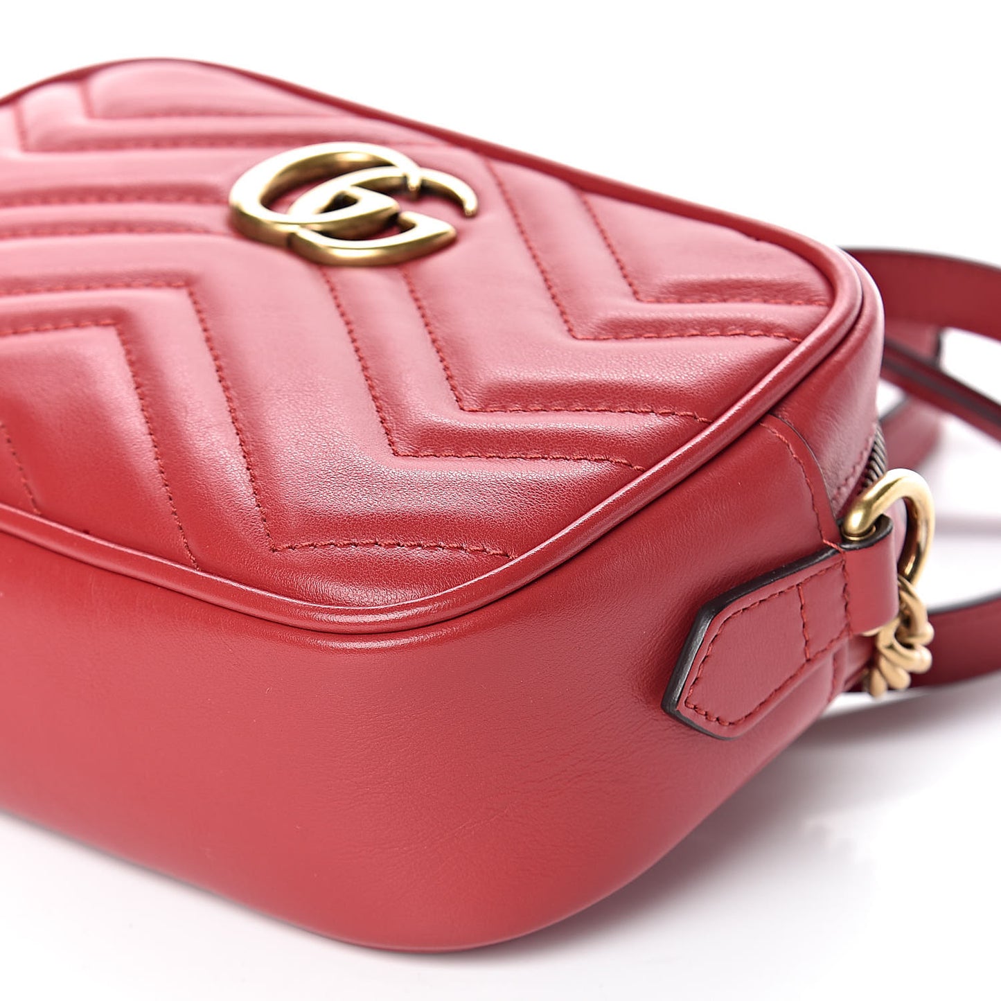 Calfskin Matelasse Mini GG Marmont Chain Shoulder Bag Hibiscus Red