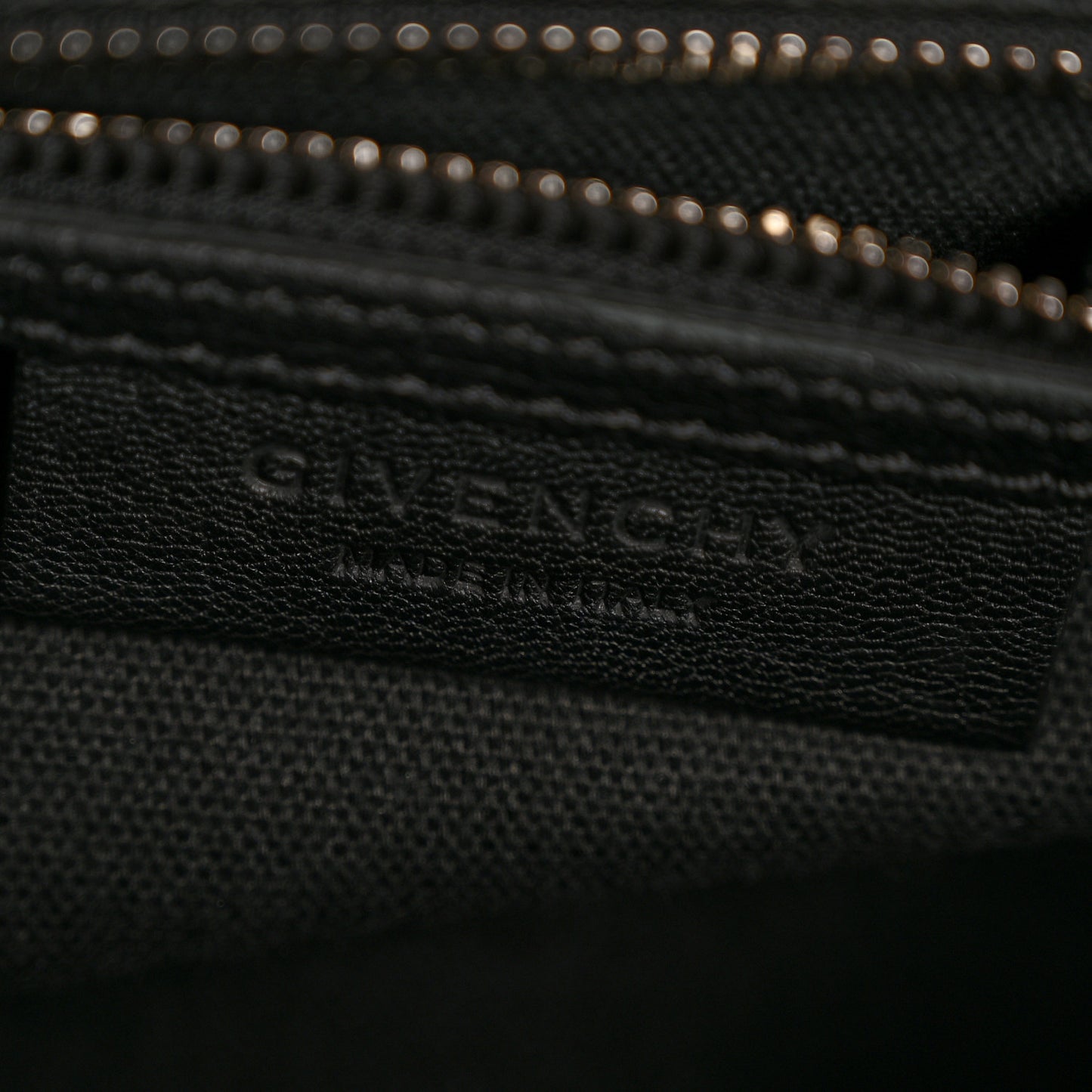 Sugar Goatskin Small Antigona Black