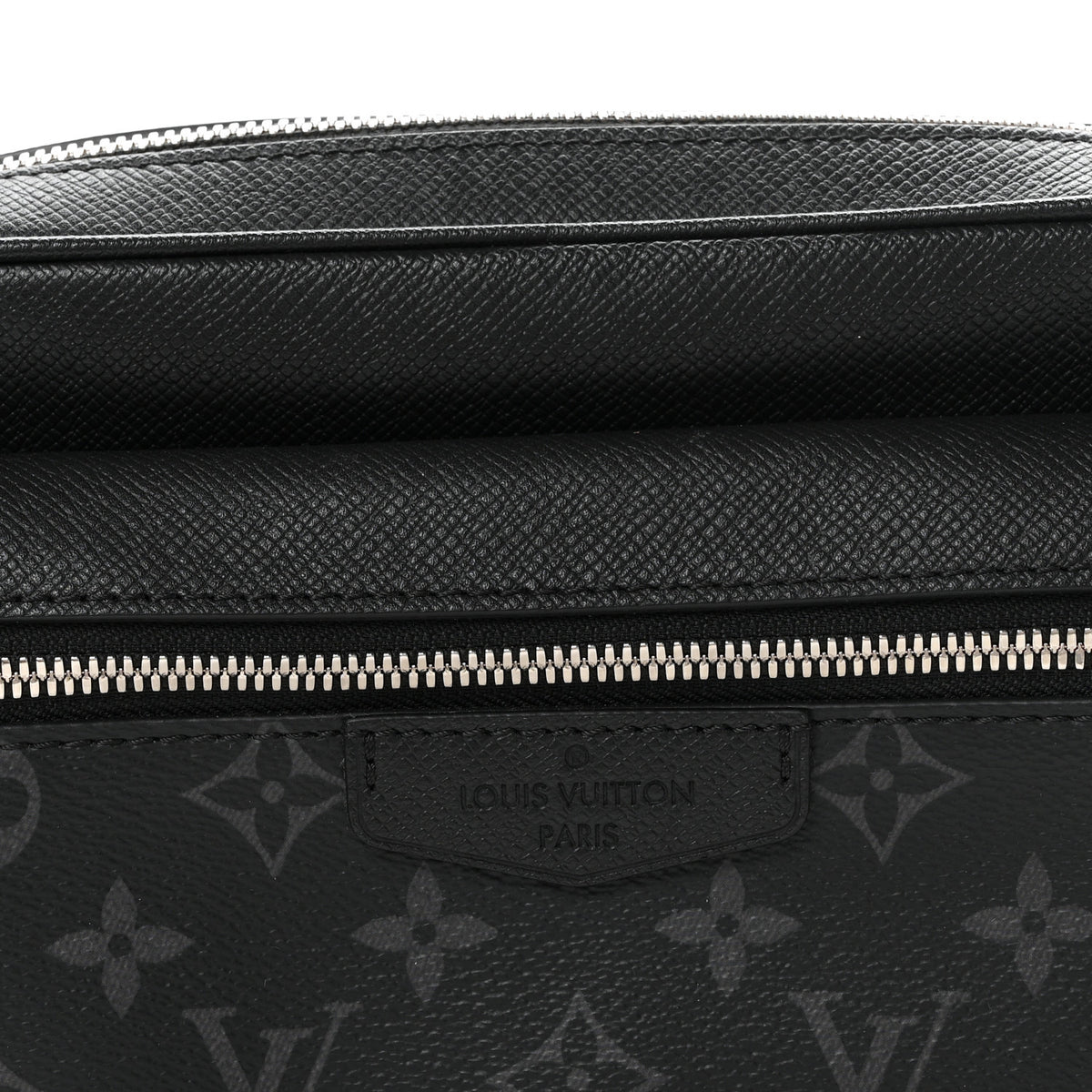 Louis Vuitton Taiga Monogram Outdoor Bumbag Black 7 of 10