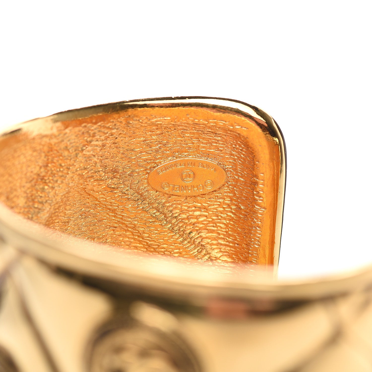 Chanel Metal Quilted Wide CC Cuff Gold 3 of 4
