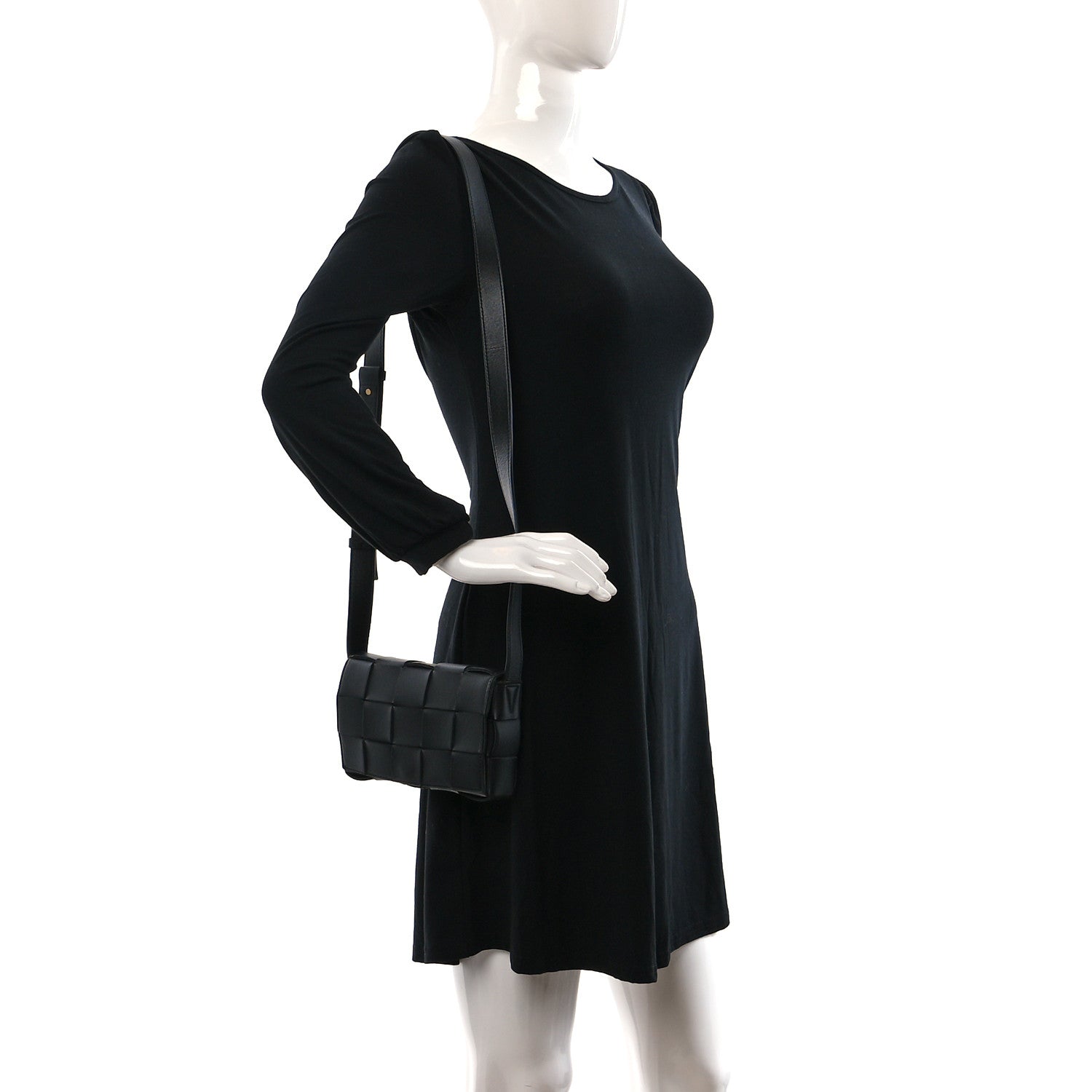 Bottega Veneta Lambskin Maxi Intreccio Small Cassette Crossbody Bag Black 2 of 9