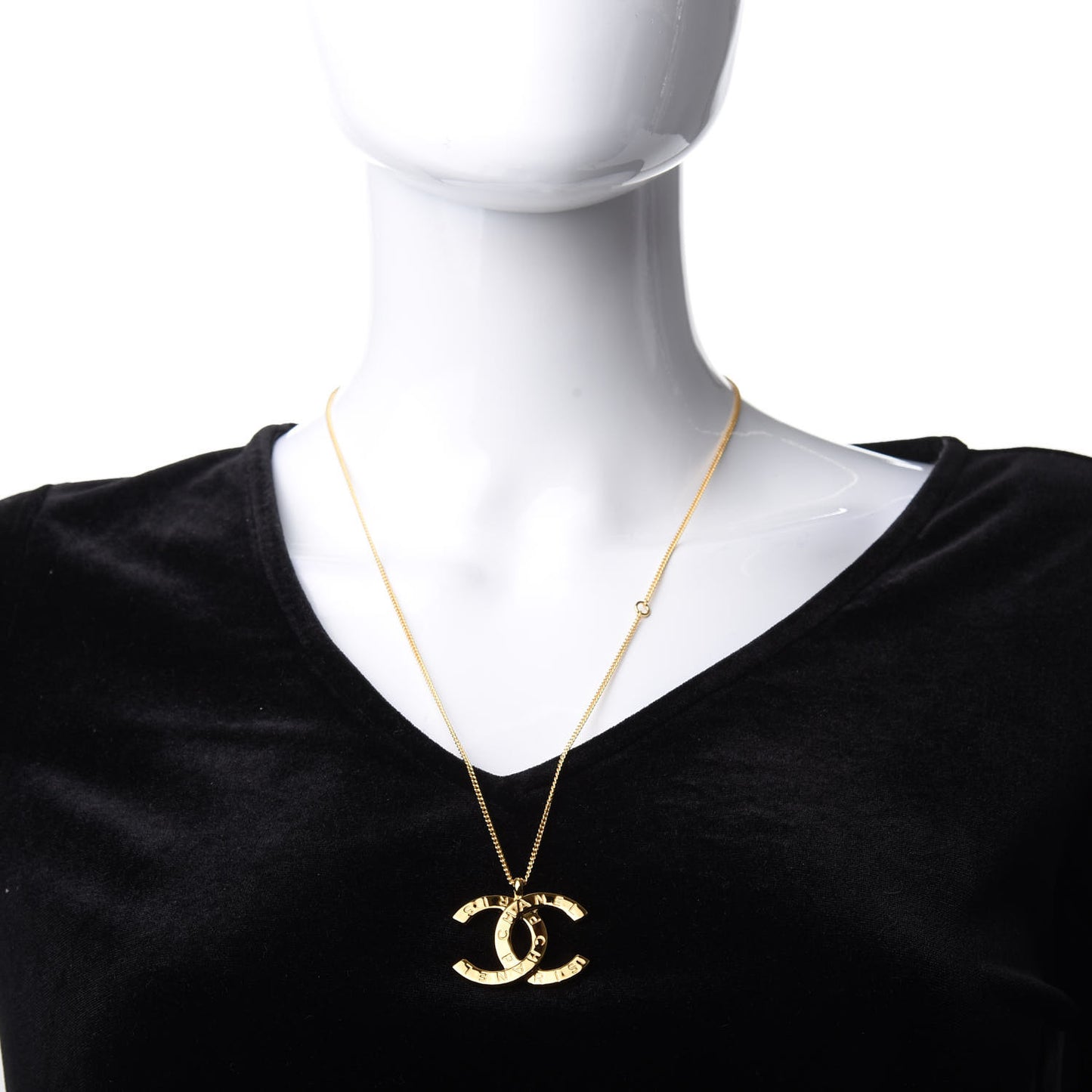 Metal CC Paris Button Necklace Gold
