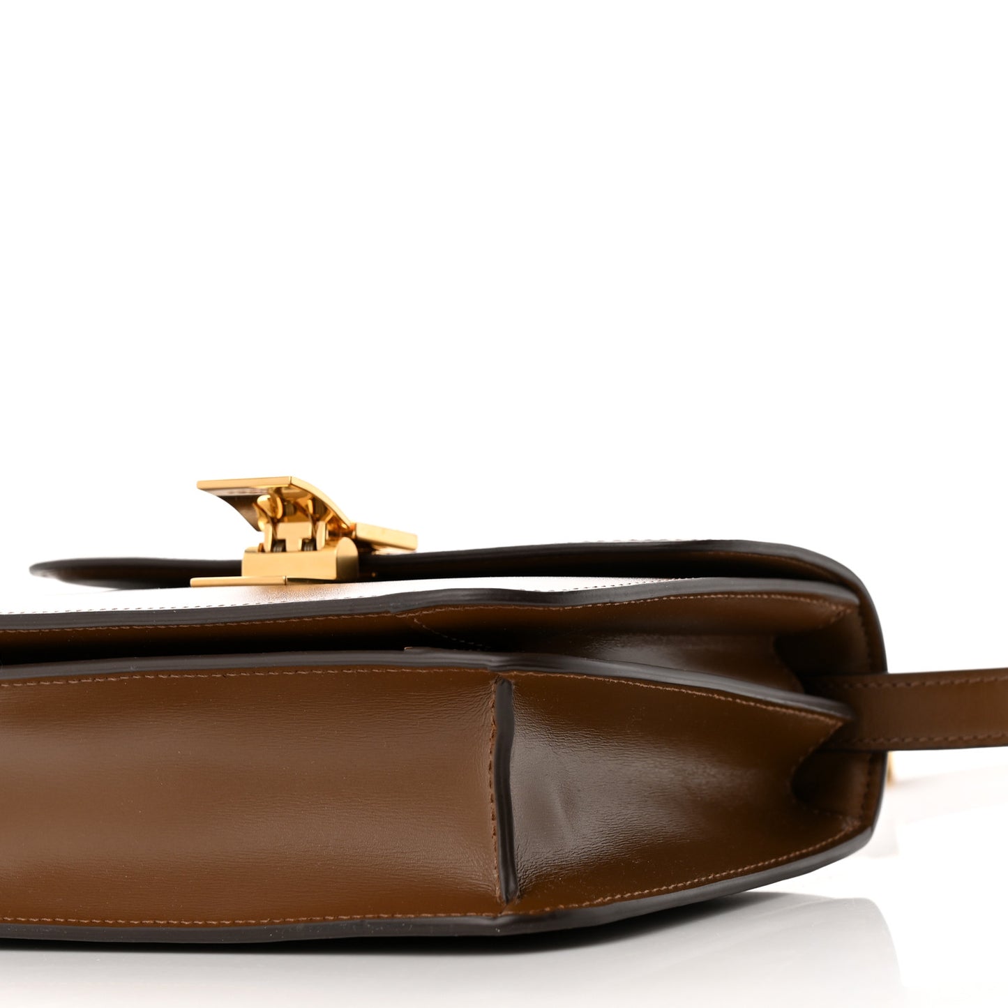 Box Calfskin Teen Classic Box Flap Bag Camel