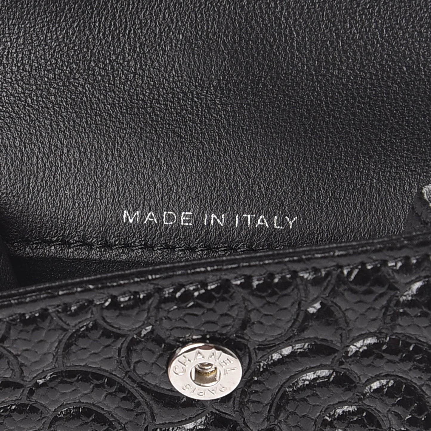 Caviar Camellia Embossed Airpods Pro Case Black