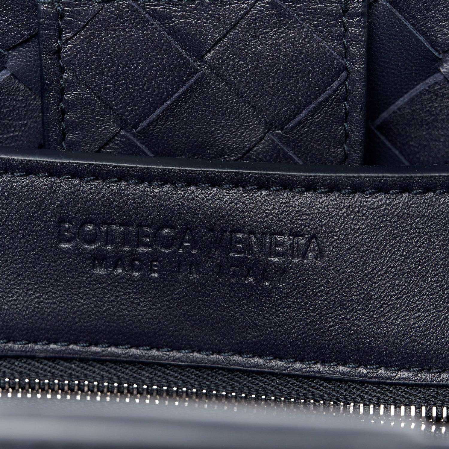 Bottega Veneta Nappa Intrecciato Medium Andiamo Shoulder Bag Space 7 of 11