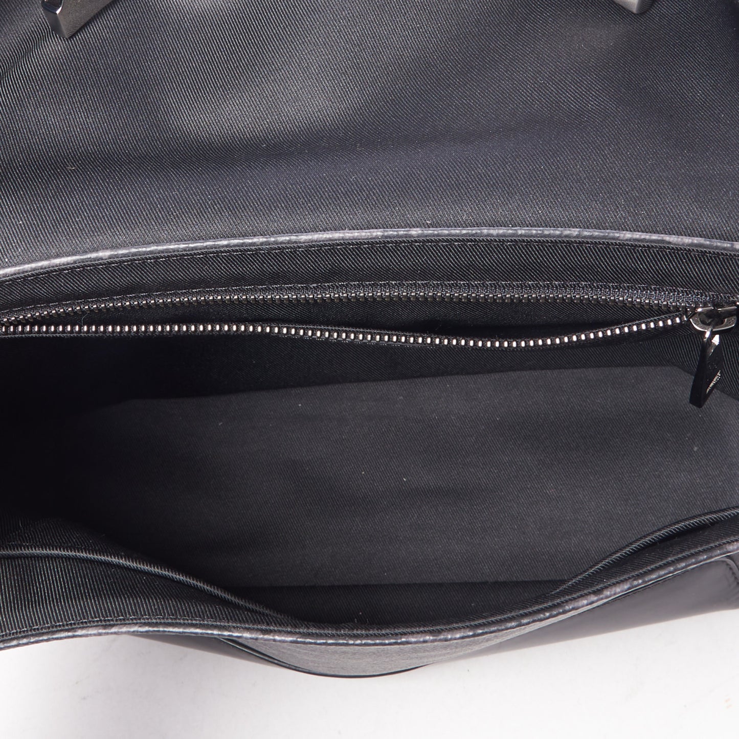 Monogram Eclipse Voyager PM Messenger
