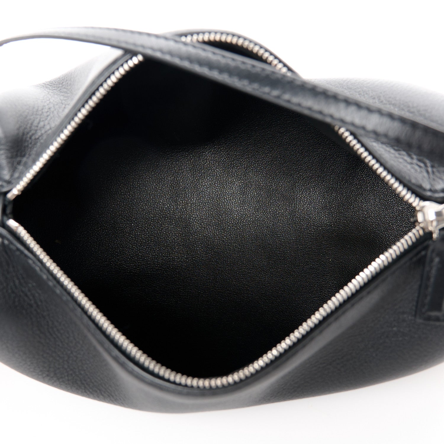 The Row Grained Calfskin 90's Bag Black 5 of 9