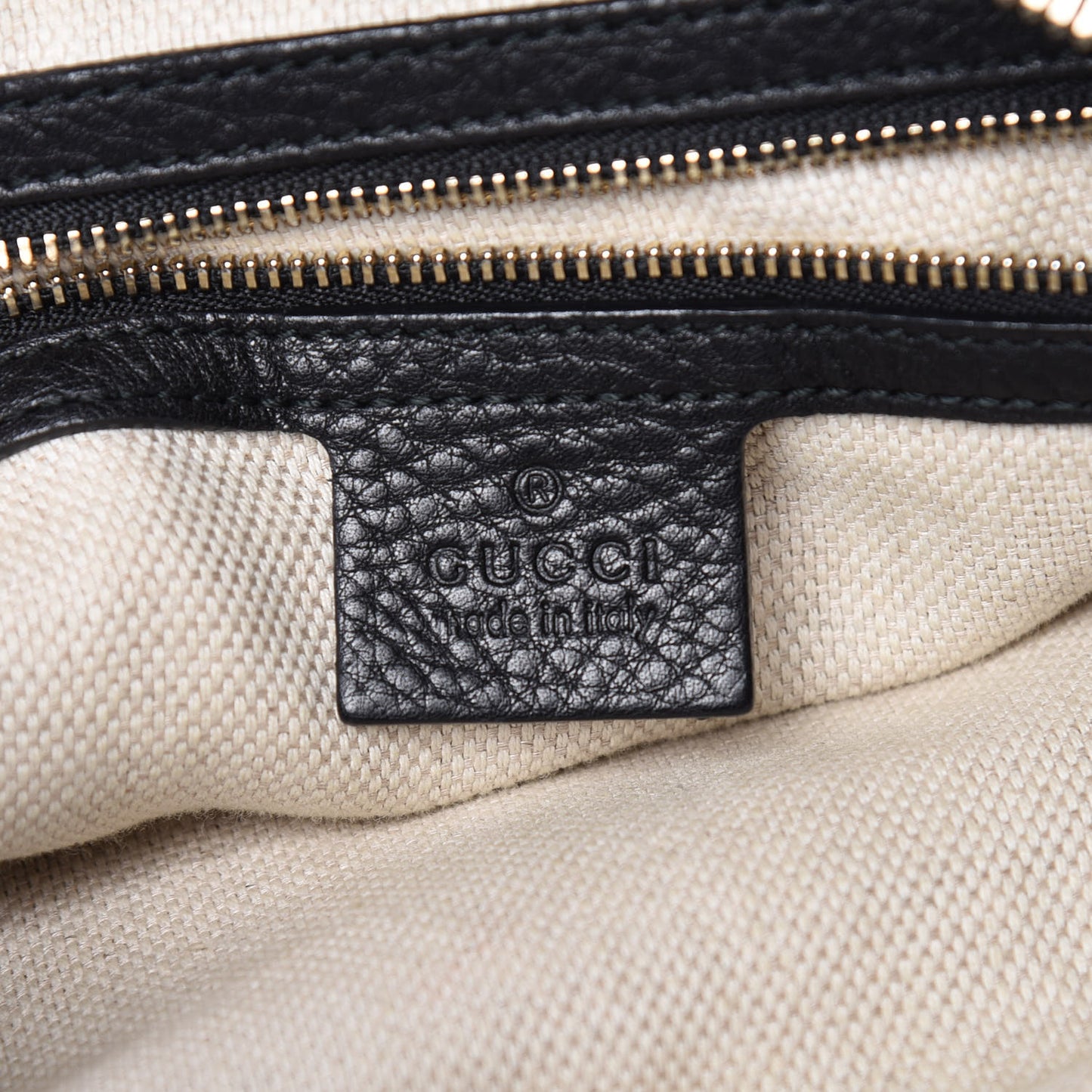 Pebbled Calfskin Large Soho Hobo Black