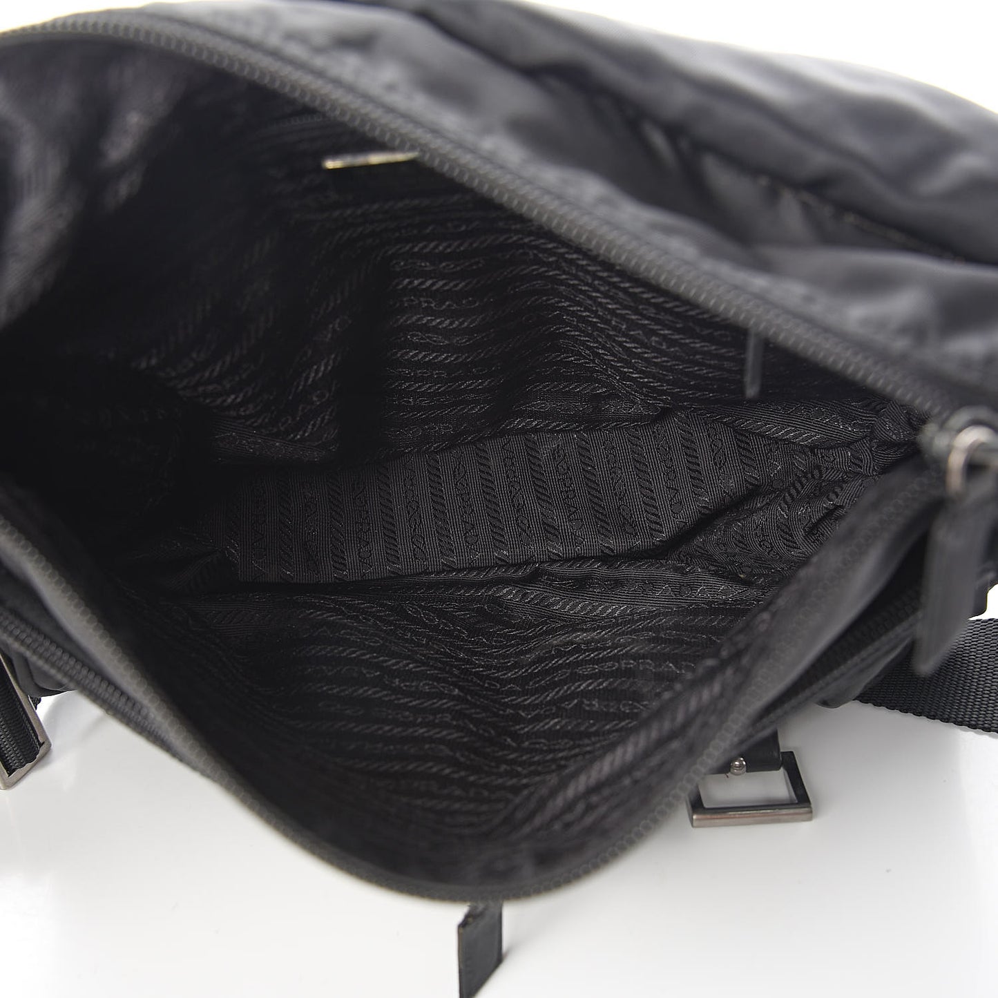 Nylon Vela Messenger Bag Black