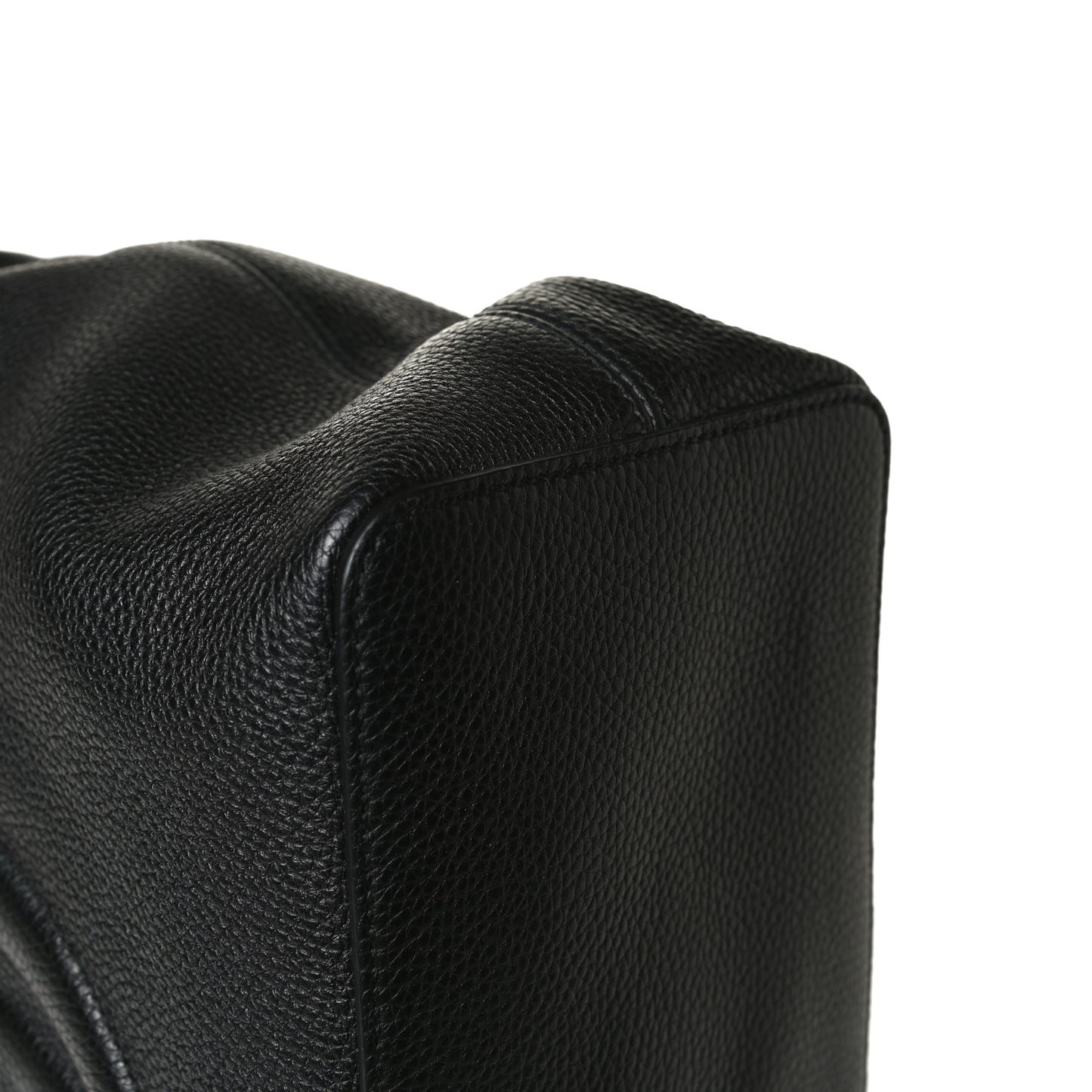 Pebbled Calfskin Large Soho Hobo Black