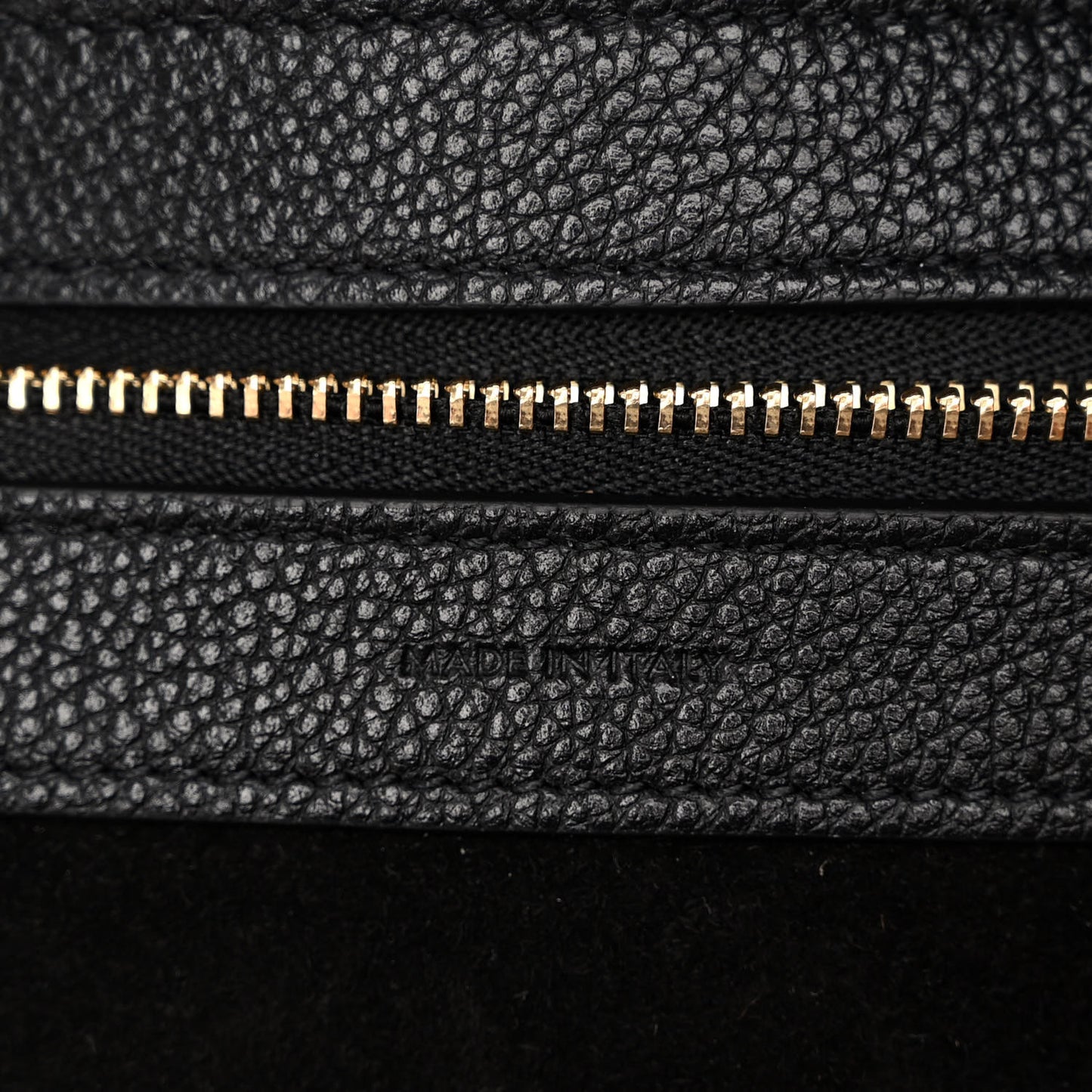 Soft Grained Calfskin Medium Belt Cabas Phantom Black