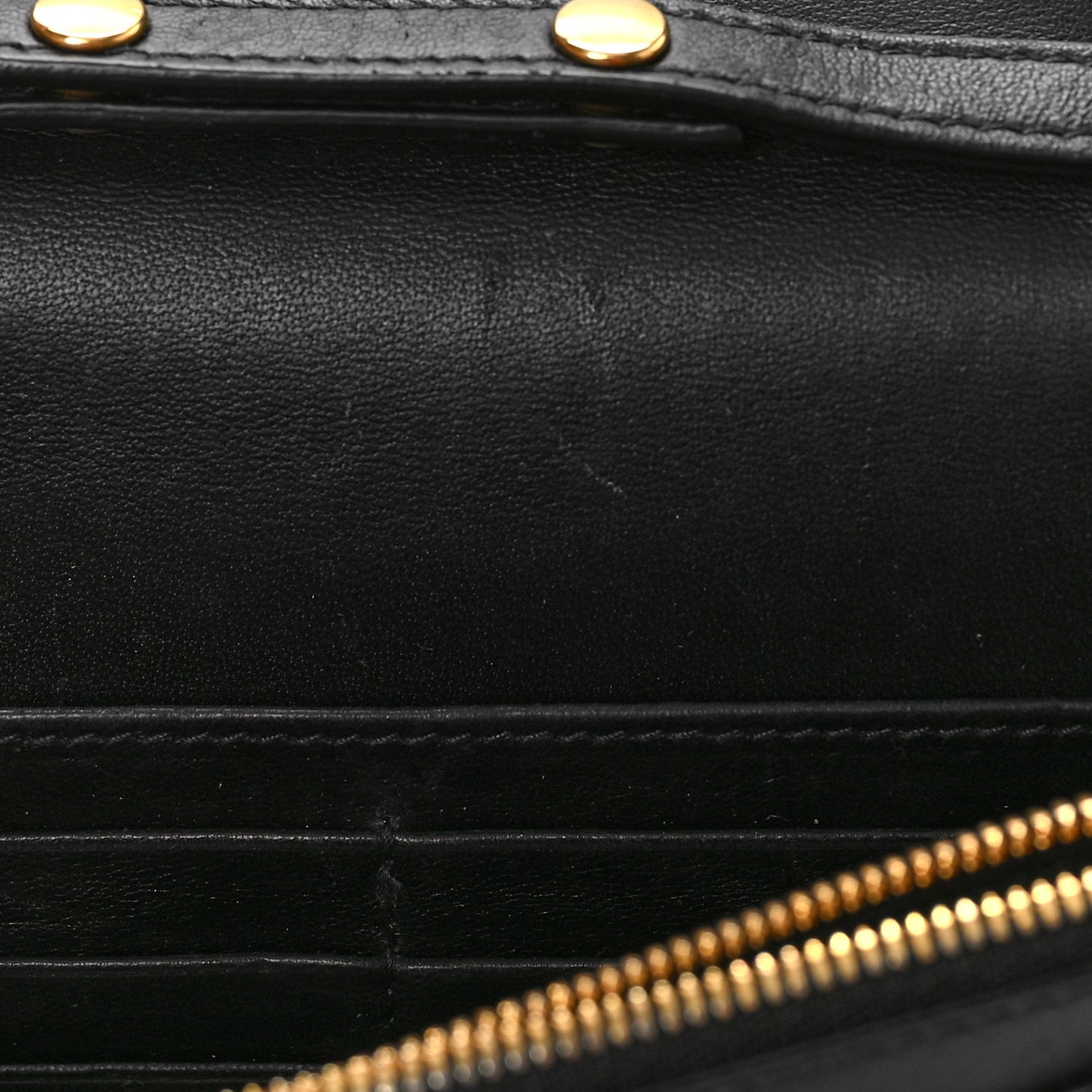 Shiny Goatskin Logo Embossed BB Wallet On Chain Black