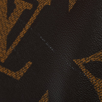 Louis Vuitton Reverse Monogram Giant Onthego MM 5 of 5