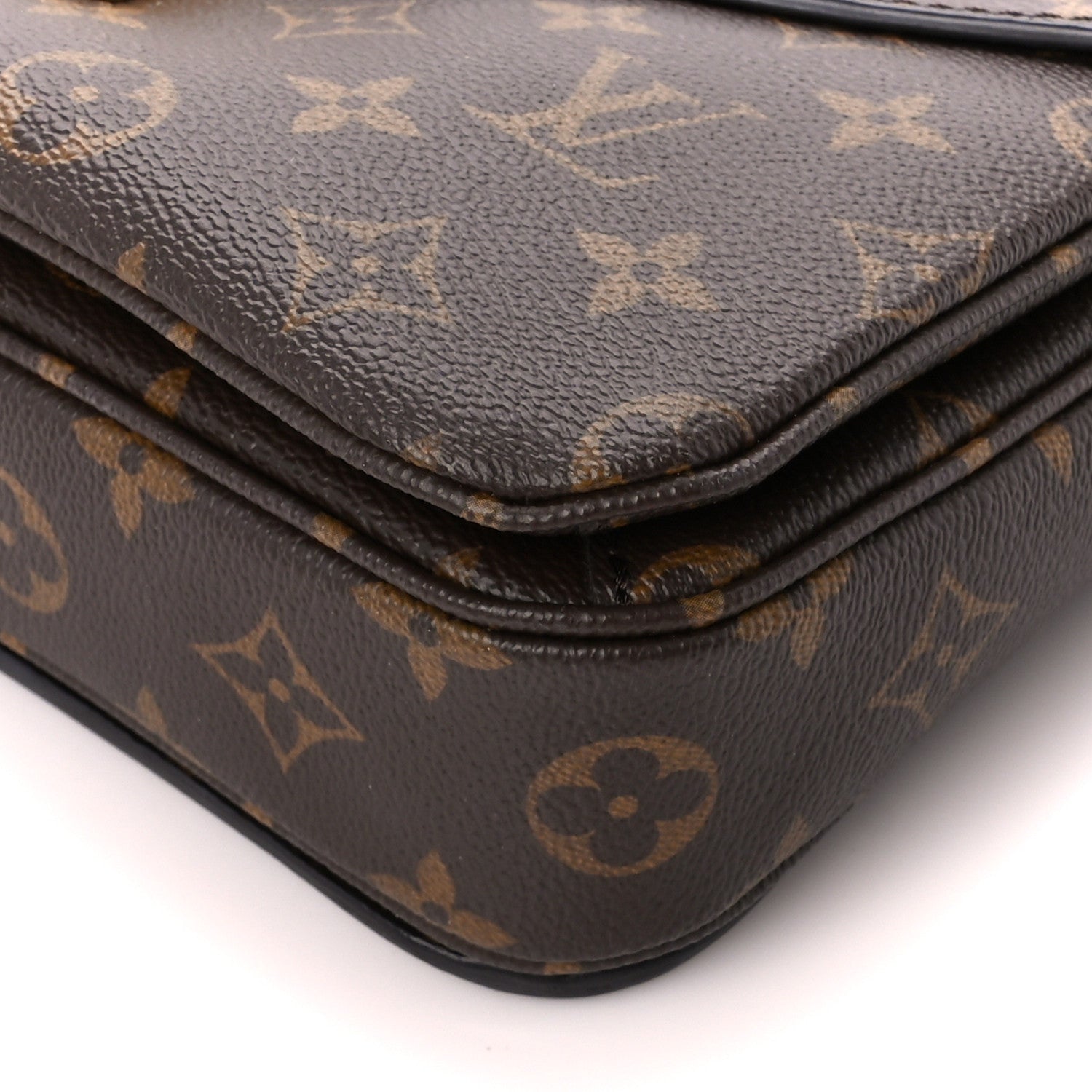 Louis Vuitton Monogram Pochette Metis 12 of 12