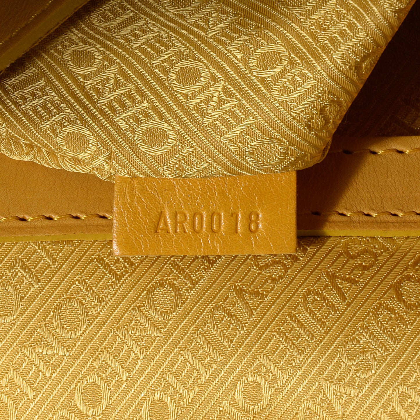 Monogram Pulp Defile Weekender GM Yellow