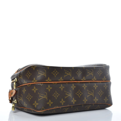 Louis Vuitton Monogram Reporter PM 4 of 19
