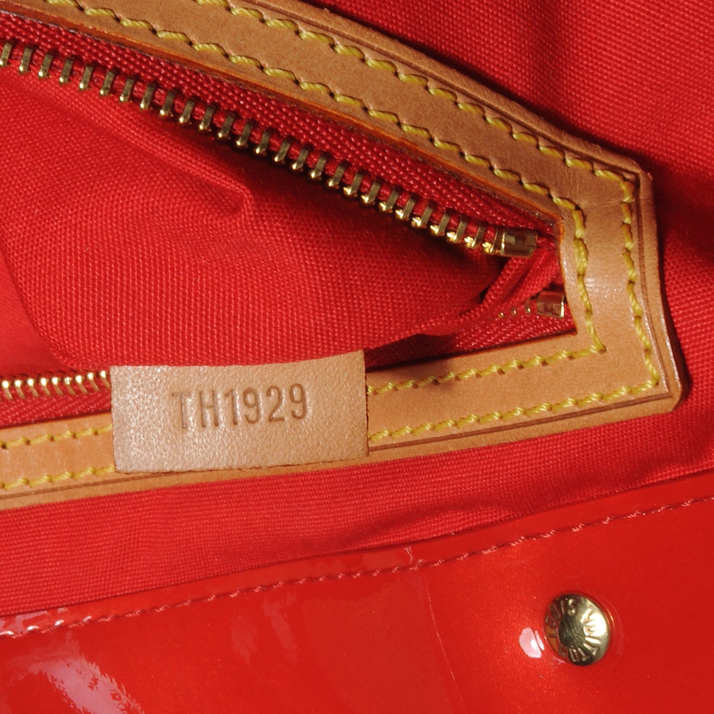 Louis Vuitton Vernis Reade GM Rouge 7 of 7