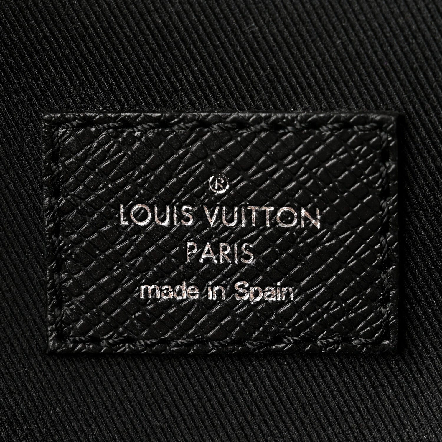 Louis Vuitton Taigarama Outdoor Slingbag Black 6 of 7