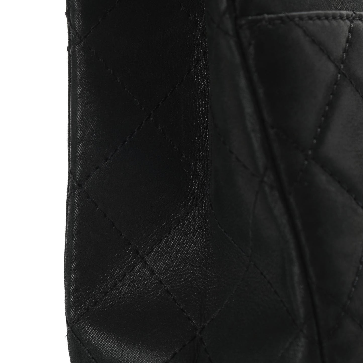 Iridescent Calfskin Quilted 2.55 Reissue 227 Flap Black