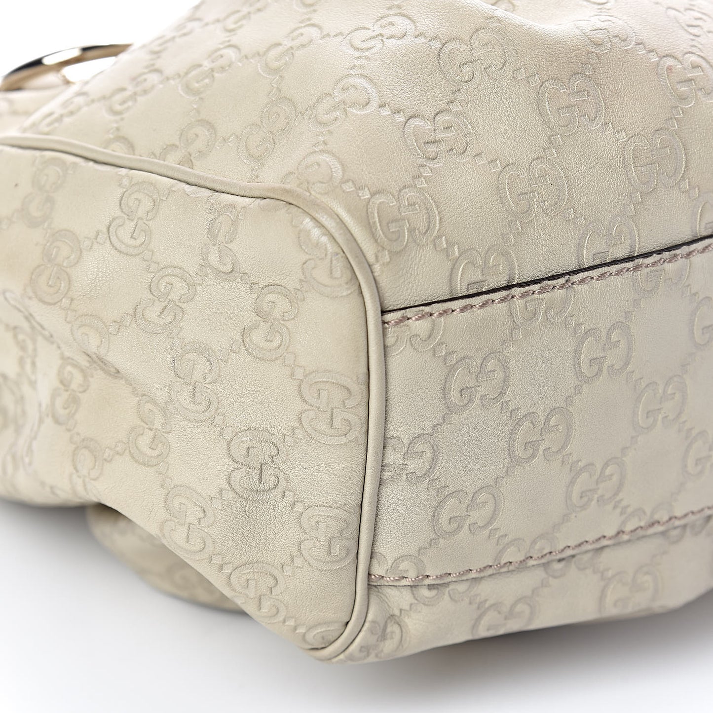 Guccissima Medium Sukey Tote Mystic White