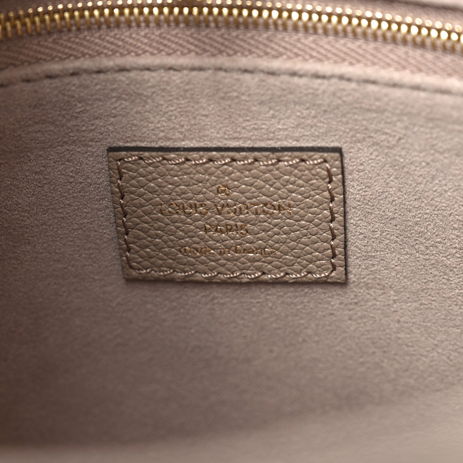 Louis Vuitton Empreinte Monogram Giant Onthego PM Tourterelle Creme 6 of 10