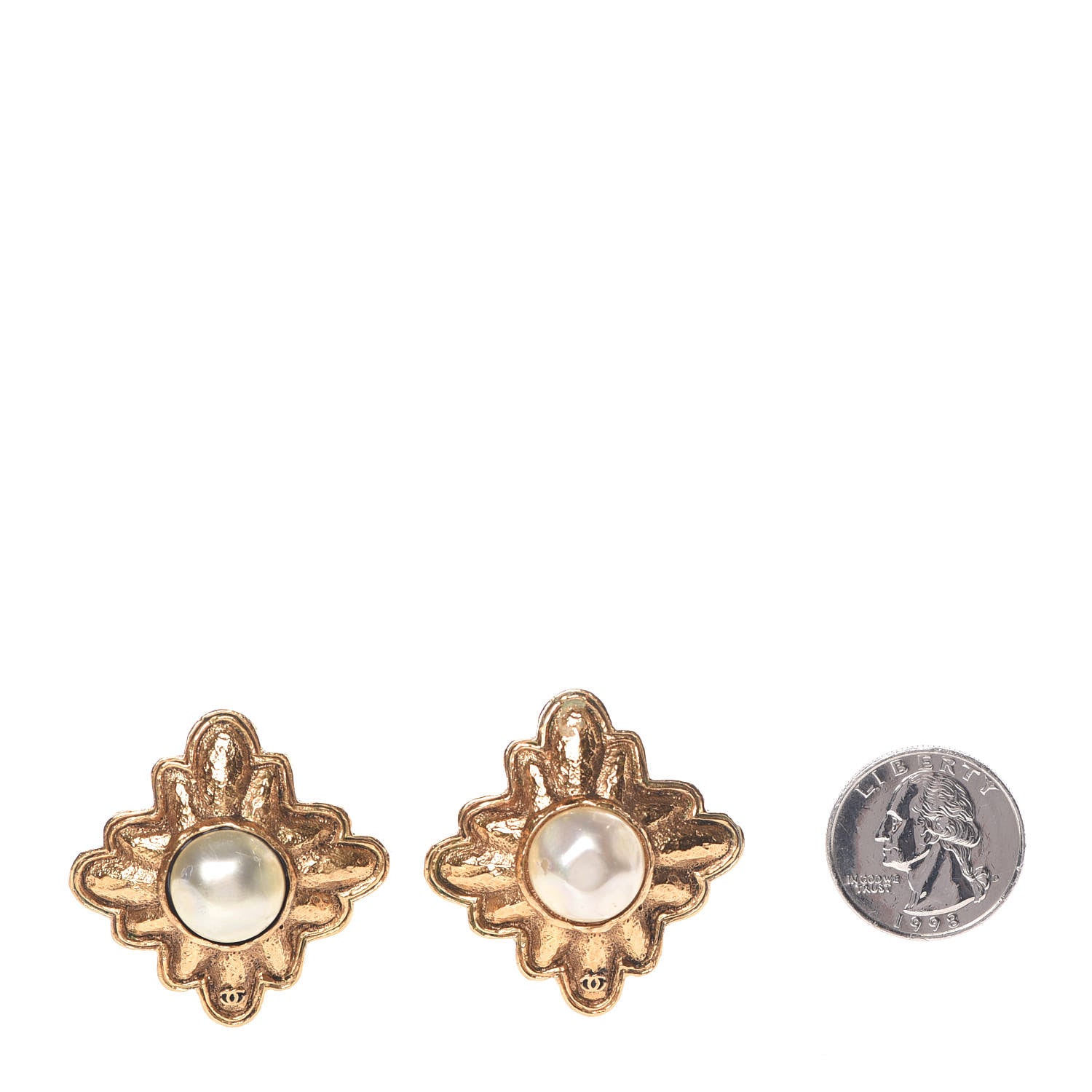Chanel Pearl CC Clip On Earrings Gold 2 of 4