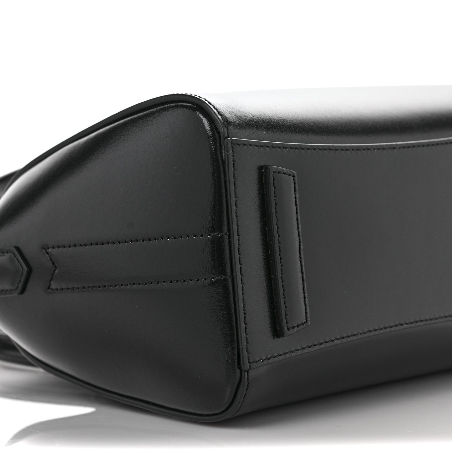 Shiny Lord Calfskin Mini Antigona Black