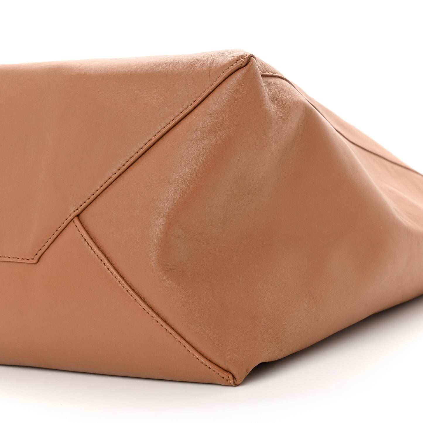 Lambskin Horizontal Cabas Camel