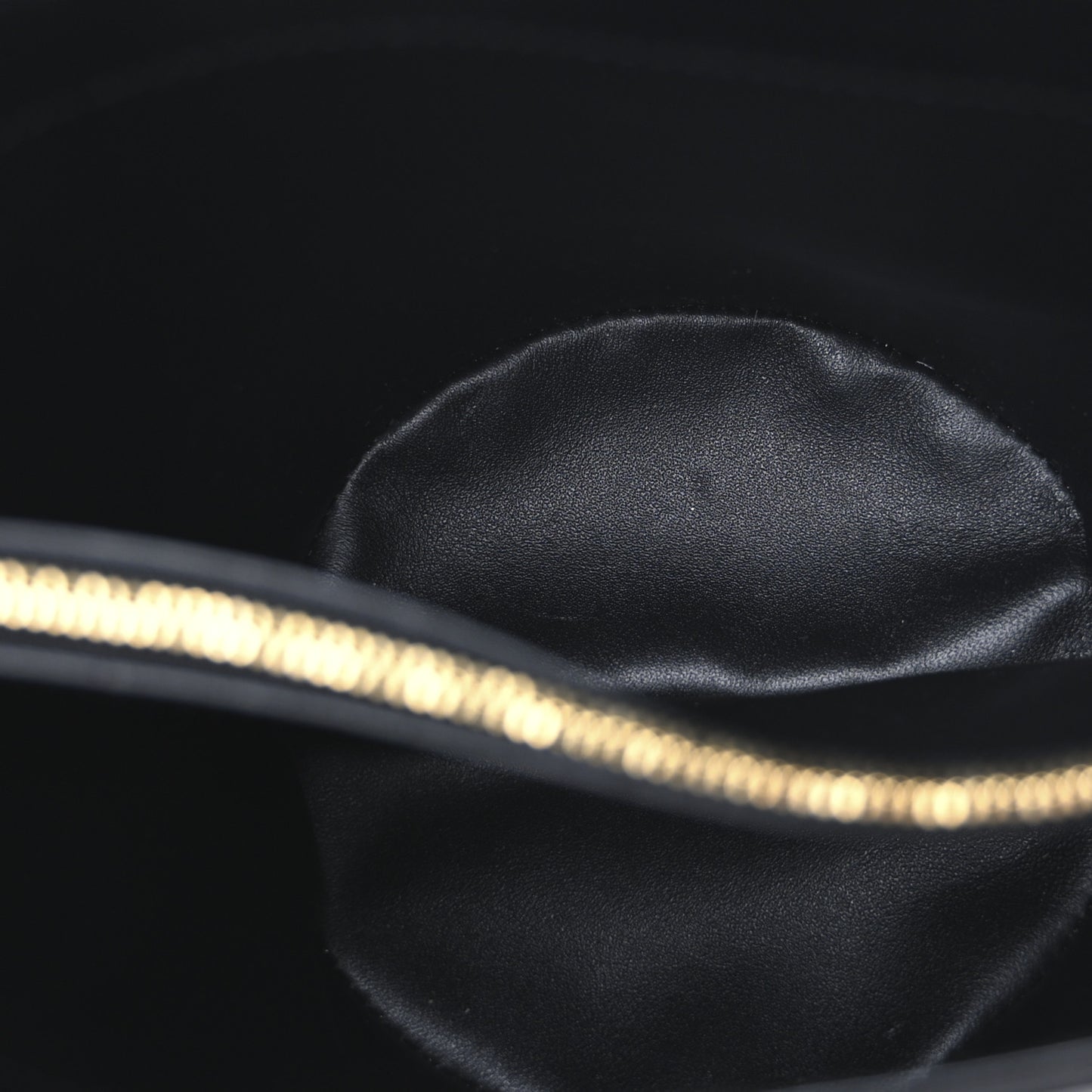 Shiny Calfskin Triomphe Bucket Bag Black